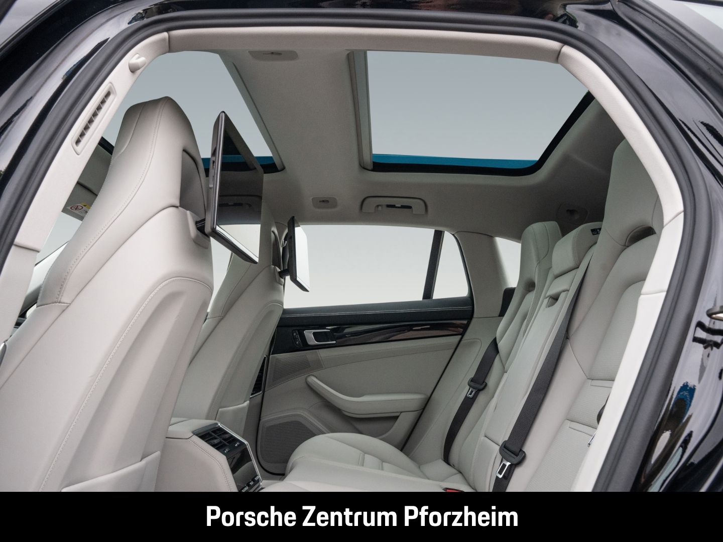 Porsche Panamera 4 E-Hybrid Sport Turismo Surround-View