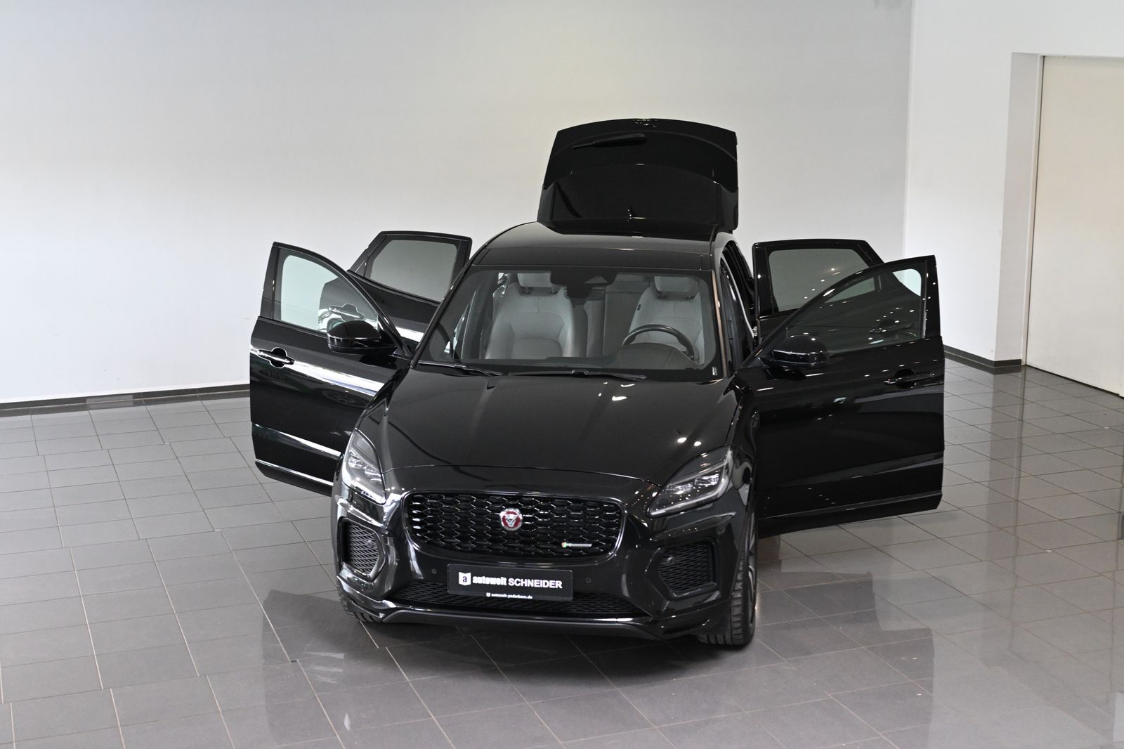 Jaguar E-PACE D200 R-Dynamic HSE AWD Pano ACC Leder 20"