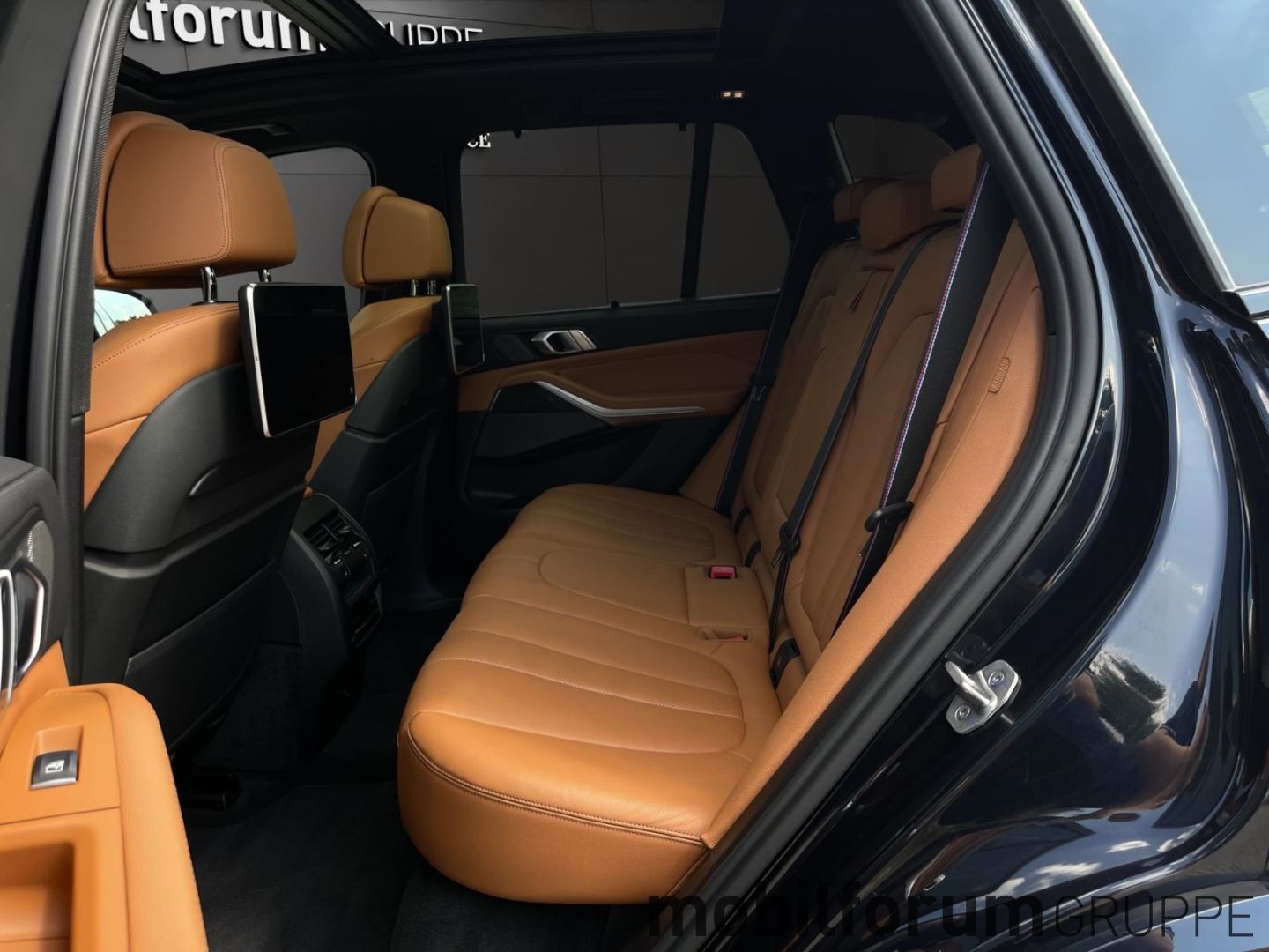 BMW X5 xDrive45e M-Sport Massage Luft AHK Panorama