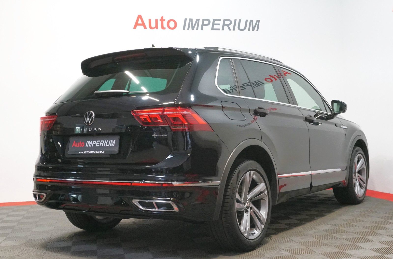 Volkswagen Tiguan R-Line 4Motion 2.0 TDI*IQ.Light*AHK*RfK