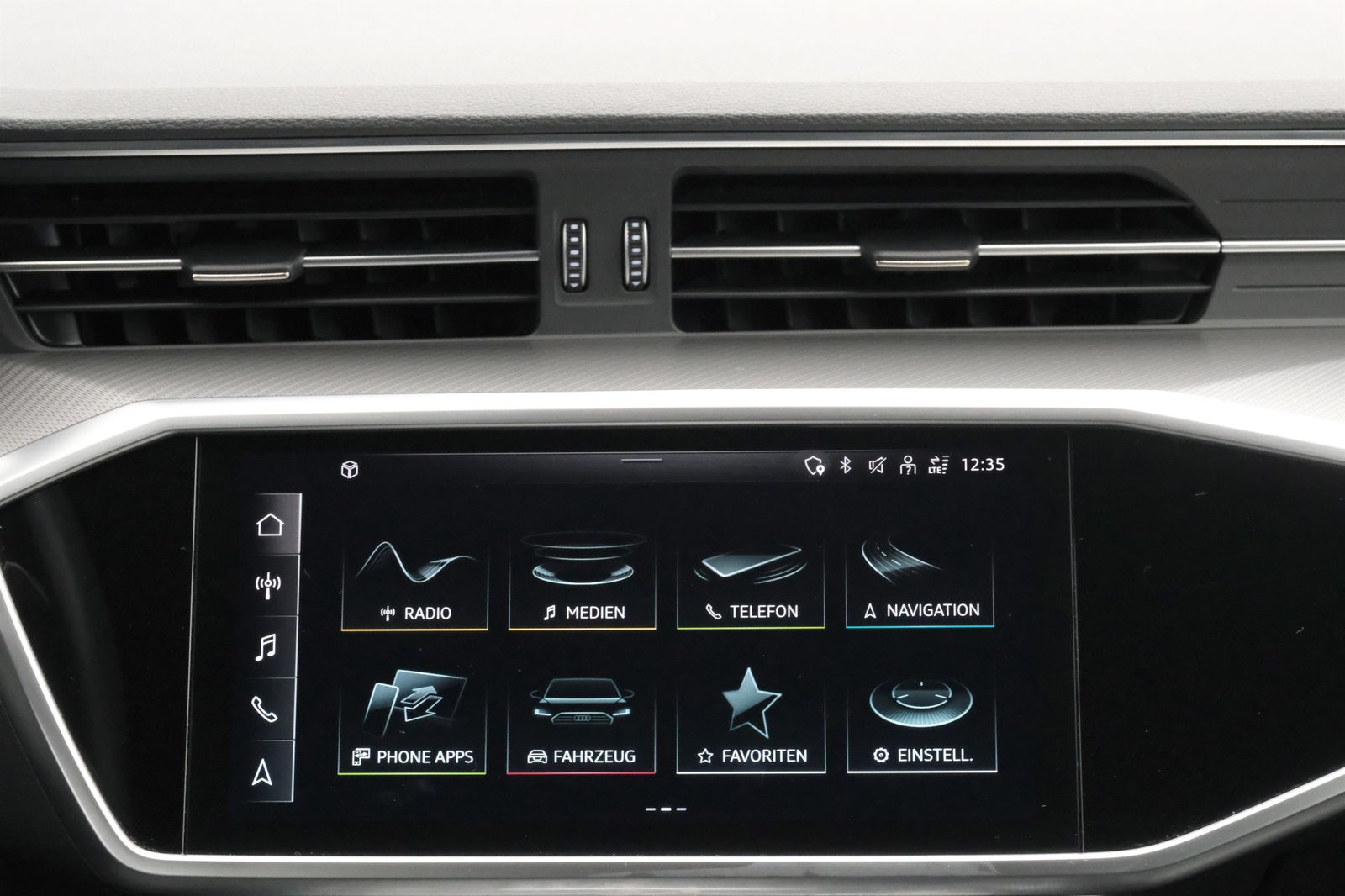 Audi A6 Avant 45 TFSI quattro sport - Samsaru's Car Outlet
