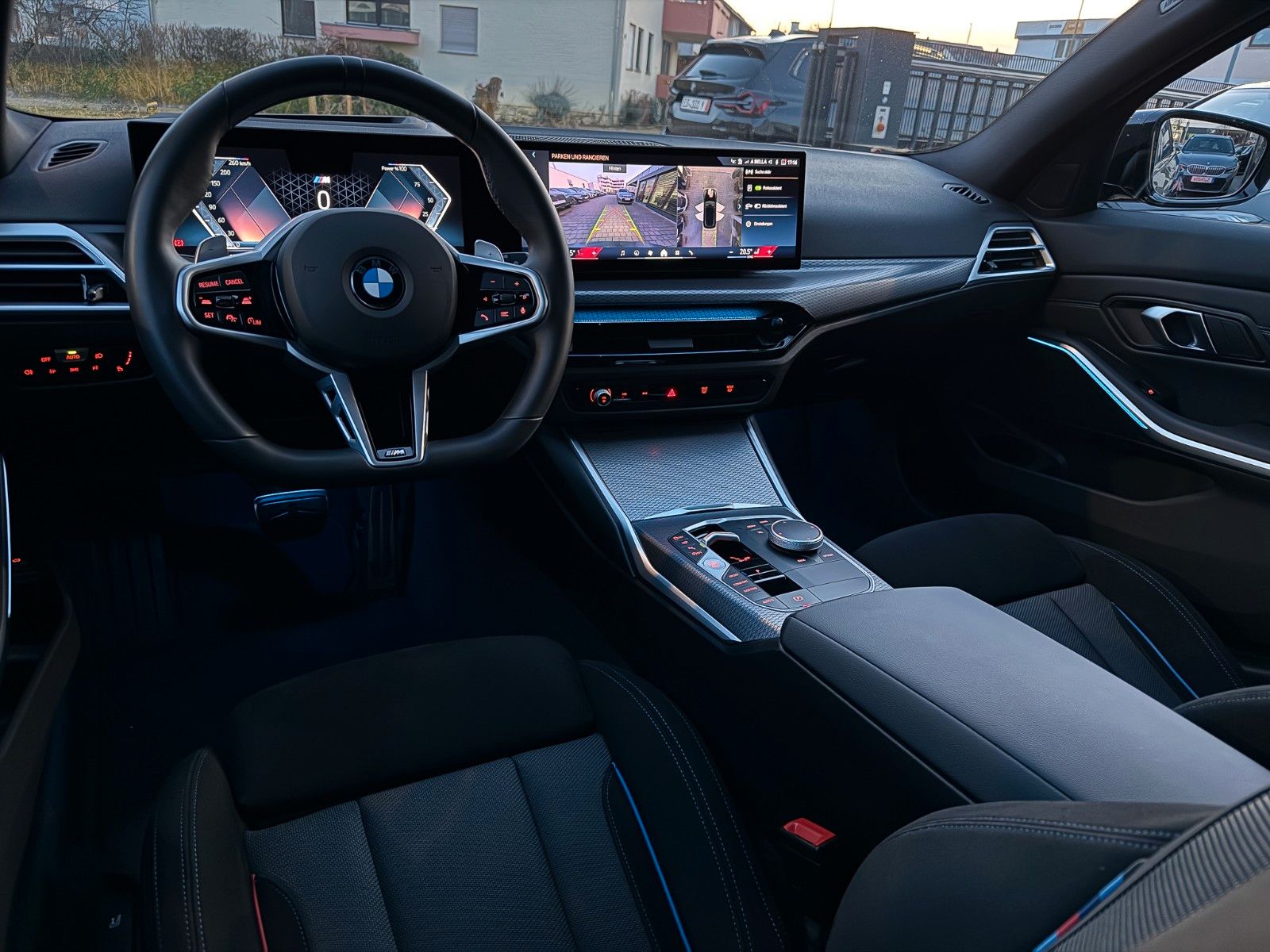 BMW 320i M Sport 18" HuD AHK ACC 360° LED+