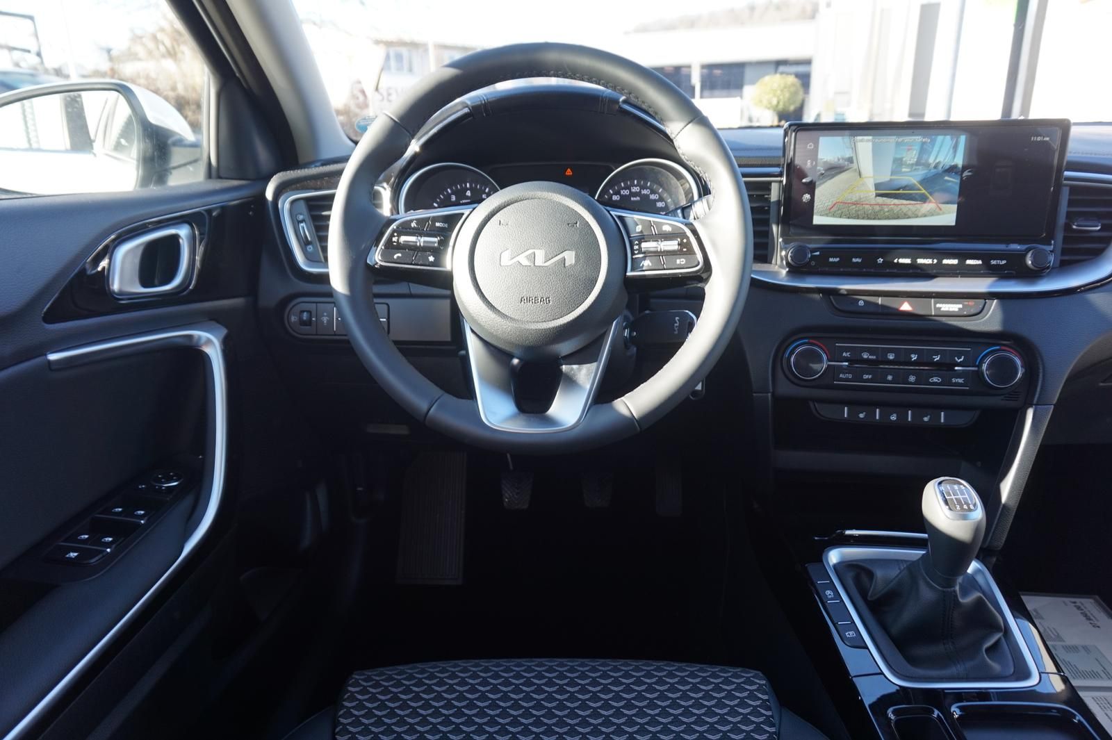 Kia XCeed 1.5 T-GDI SPIRIT - Samsaru's Car Outlet