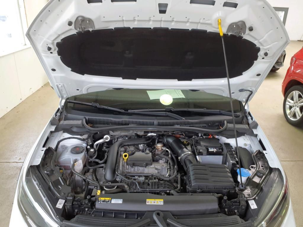 Volkswagen Taigo 1.0 TSI - Samsaru's Car Outlet