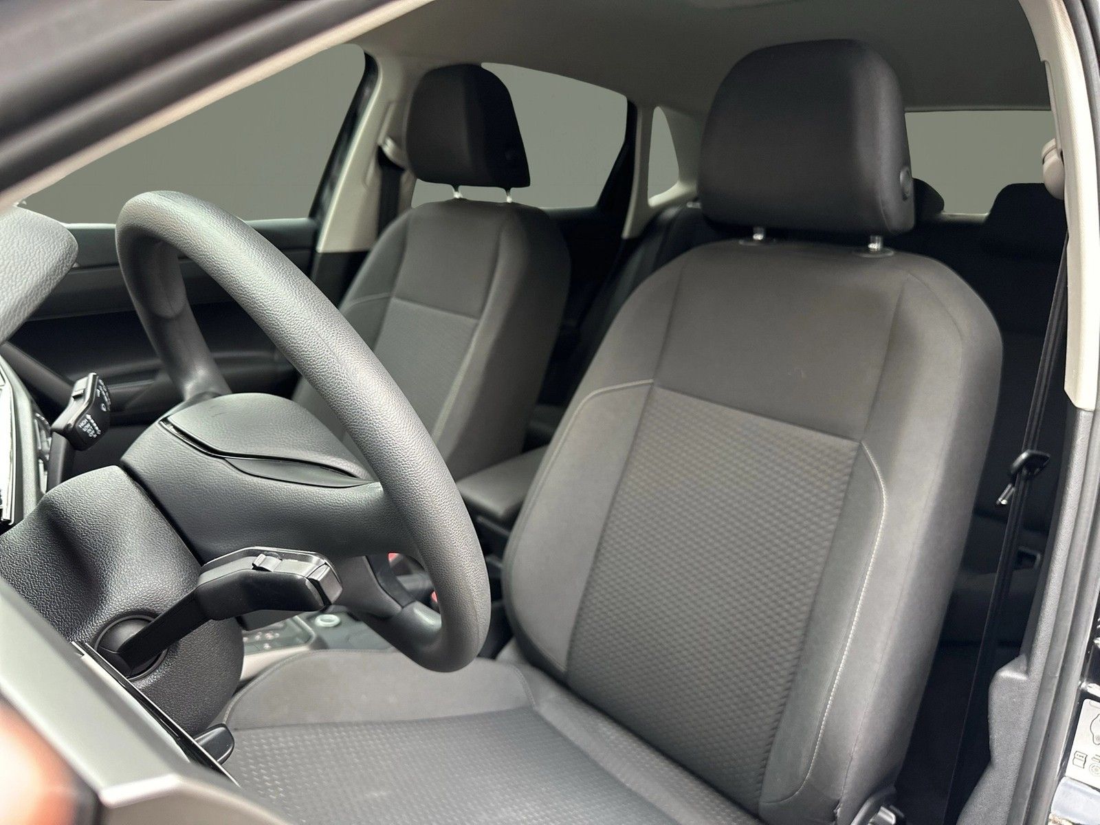 Volkswagen Polo Comfortline 1.0 TSI DSG - Samsaru's Car Outlet