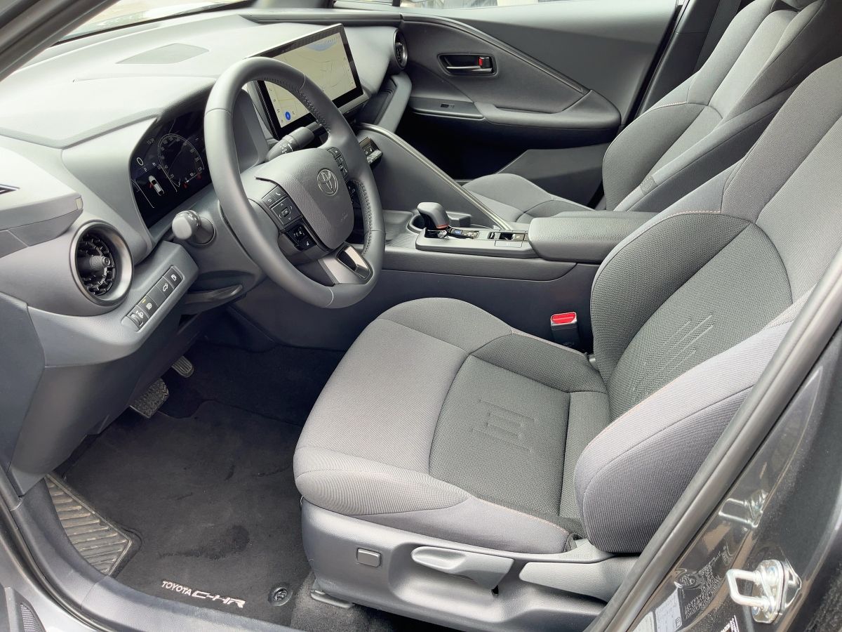 Toyota C-HR 1.8 Hybrid Team D Navi*KAM*DAB*SHZ*el.Heck