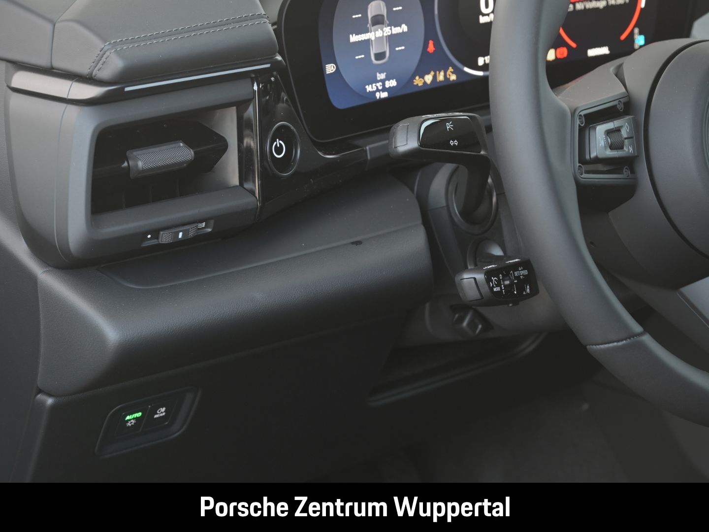 Porsche Macan 4 BOSE Luftfederung Panoramadach InnoDrive
