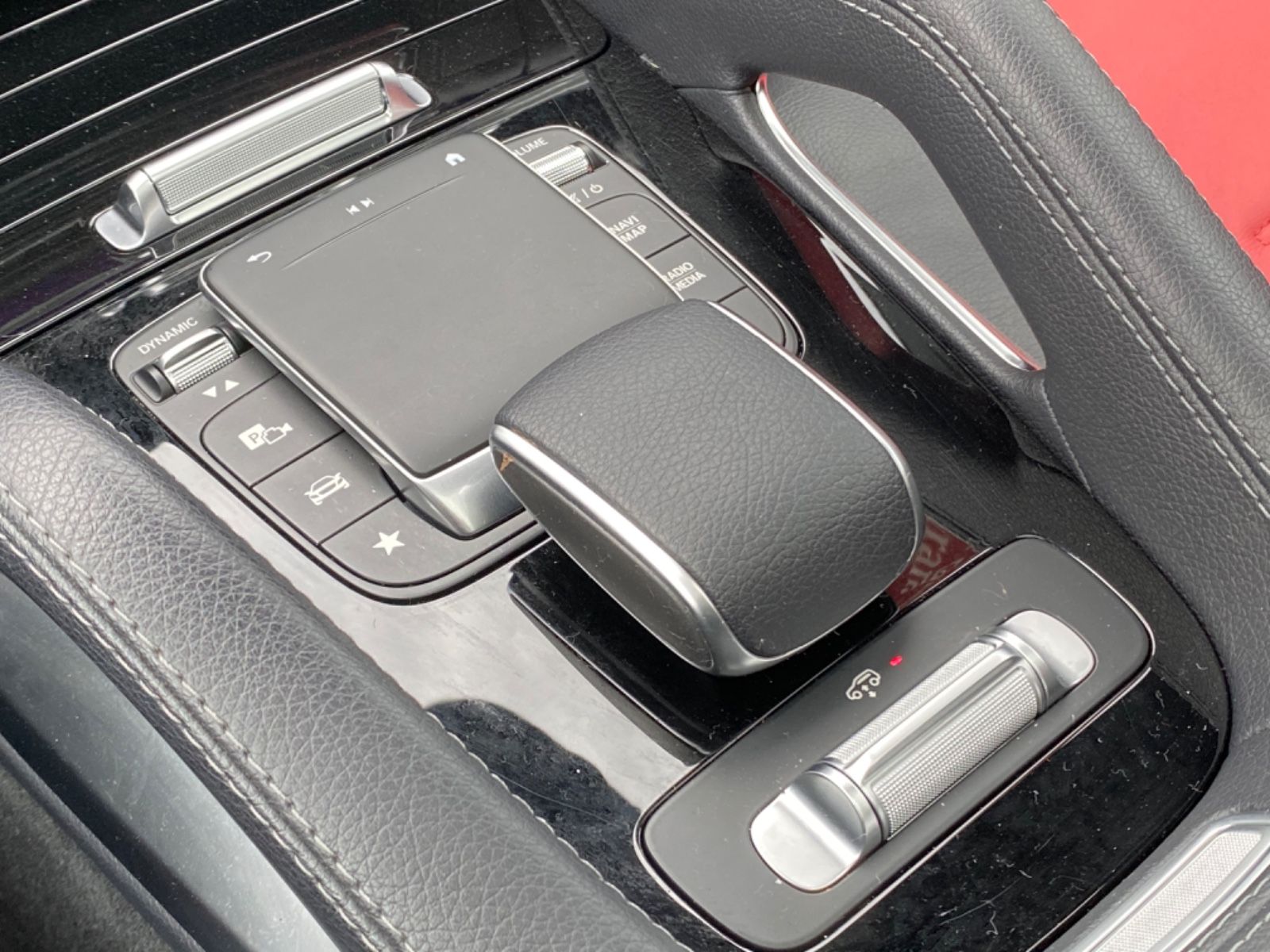 Mercedes-Benz GLE400d AMG Coupe 4M_Pano_Exclusiv_Burmester_Key