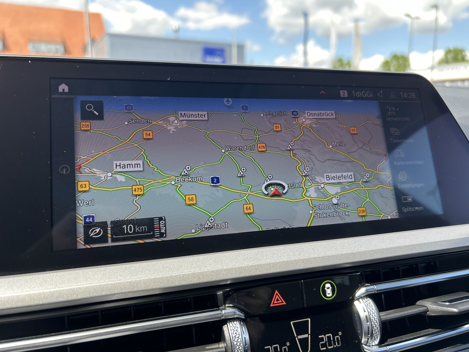 BMW 320d Touring - Samsaru's Car Outlet