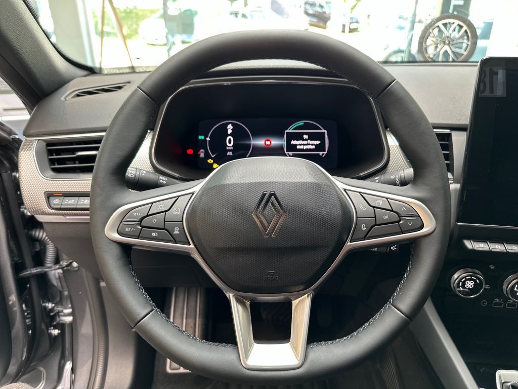 Renault Arkana TECHNO E-Tech Full Hybrid - Samsaru's Car Outlet