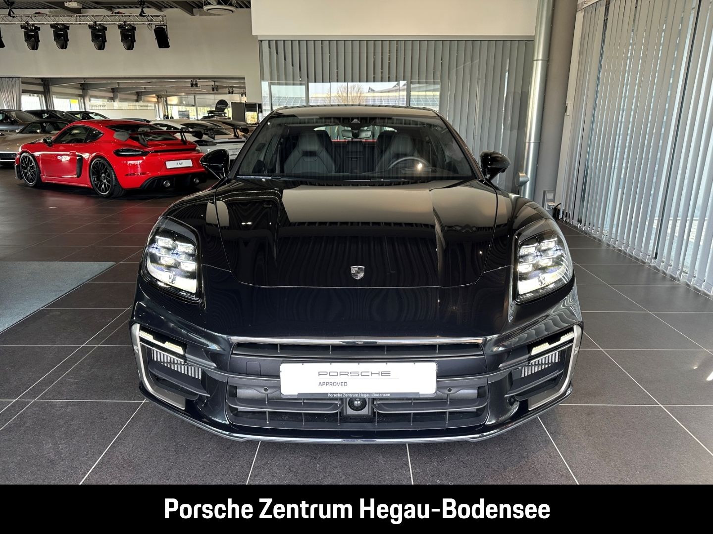 Porsche Panamera Turbo E-Hybrid/Active Ride/Sportabgasan
