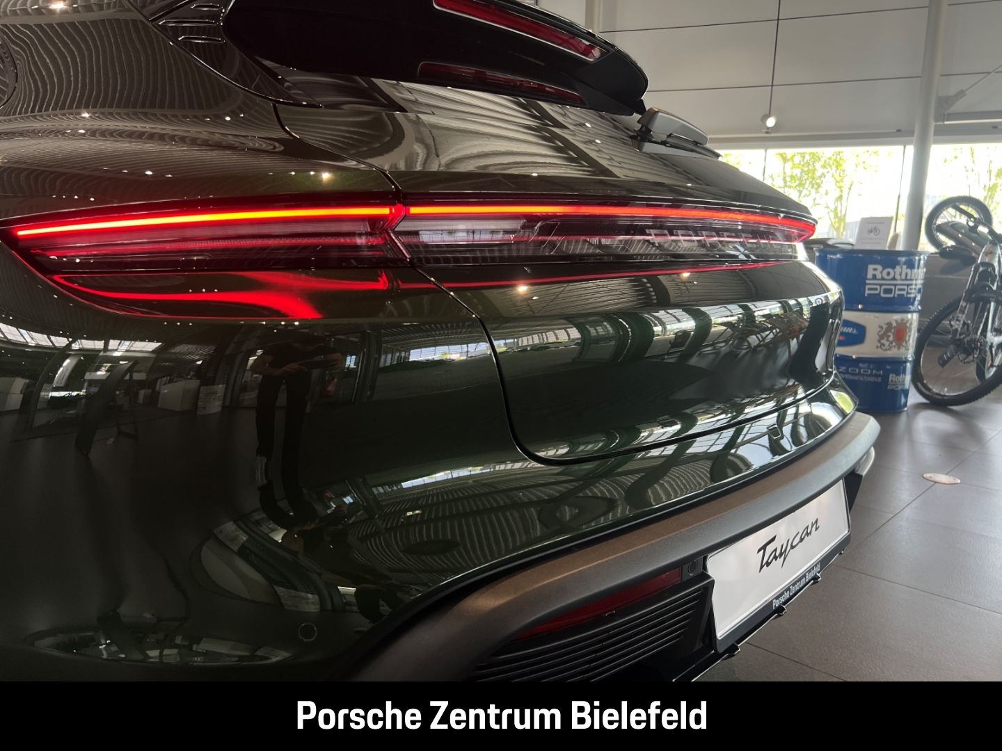 Porsche Taycan 4 Cross Turismo BOSE LED-Matrix Panorama