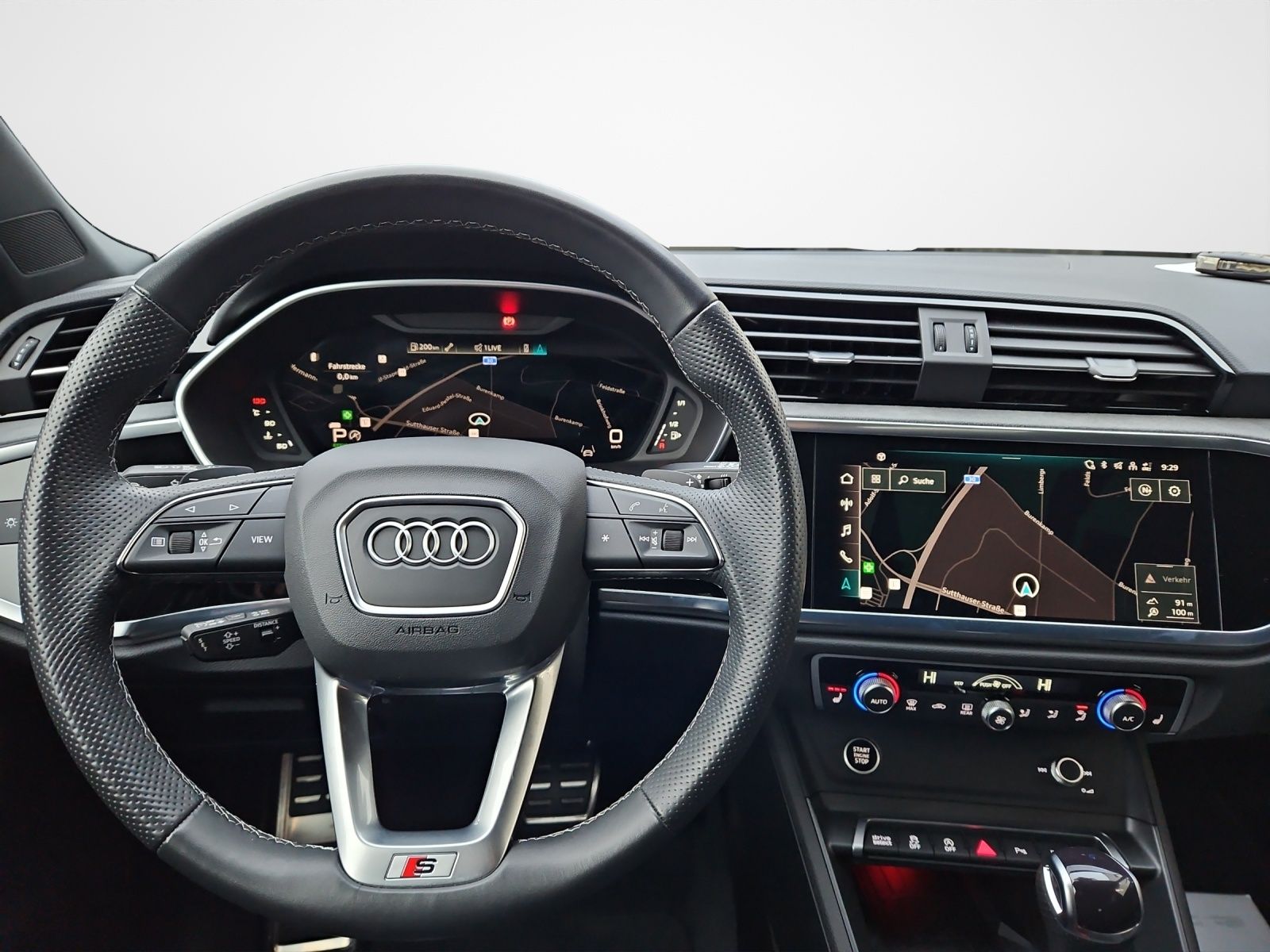 Audi Q3 Sportback 45 TFSI S tronic S line - Samsaru's Car Outlet