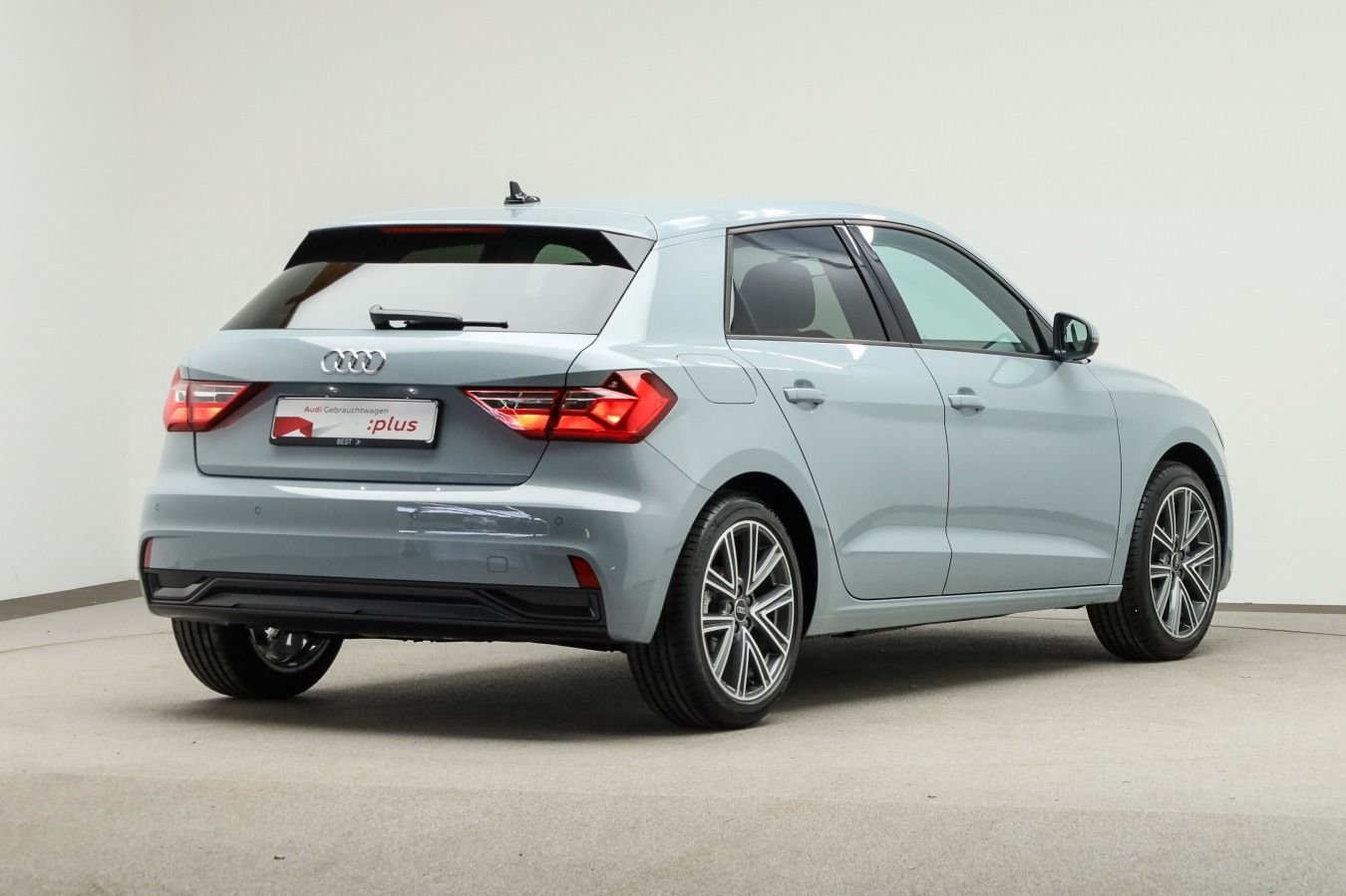Audi A1 Sportback 30 TFSI advanced - Samsaru's Car Outlet