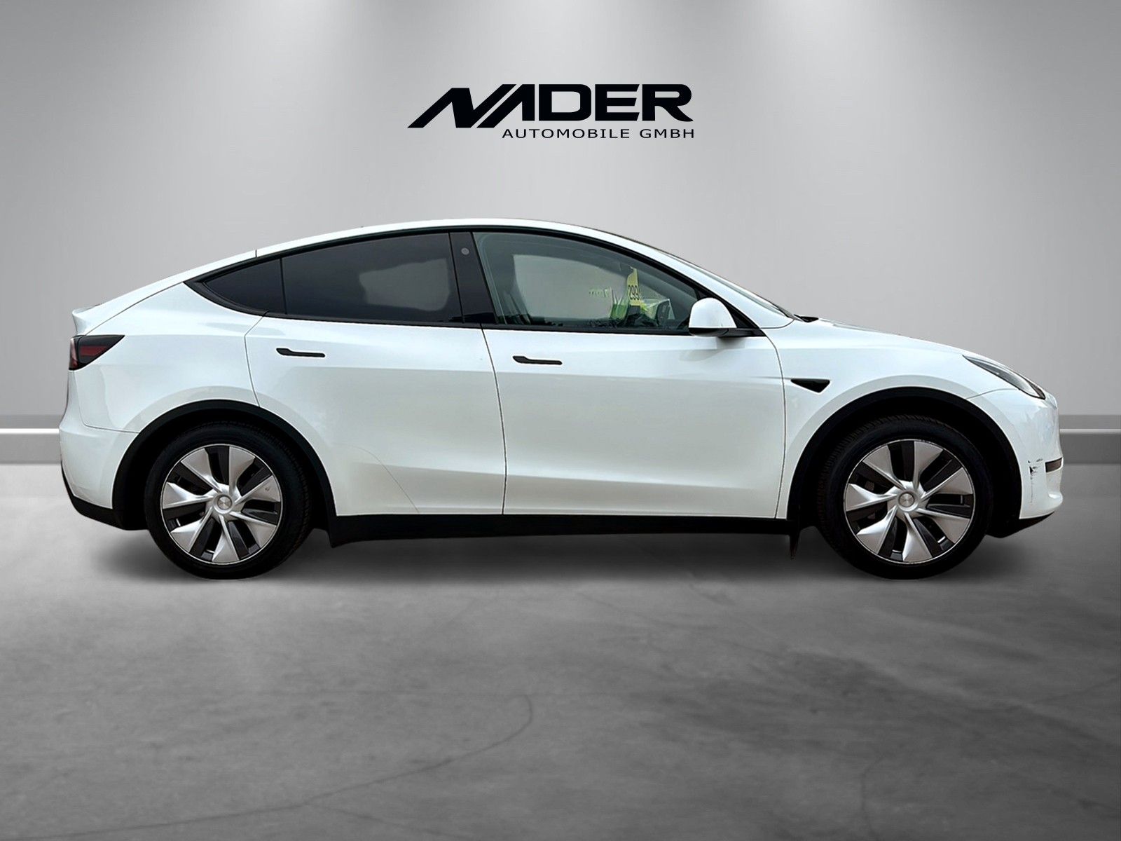 Tesla Model Y Long Range AWD | Autopilot | Pano | AHK