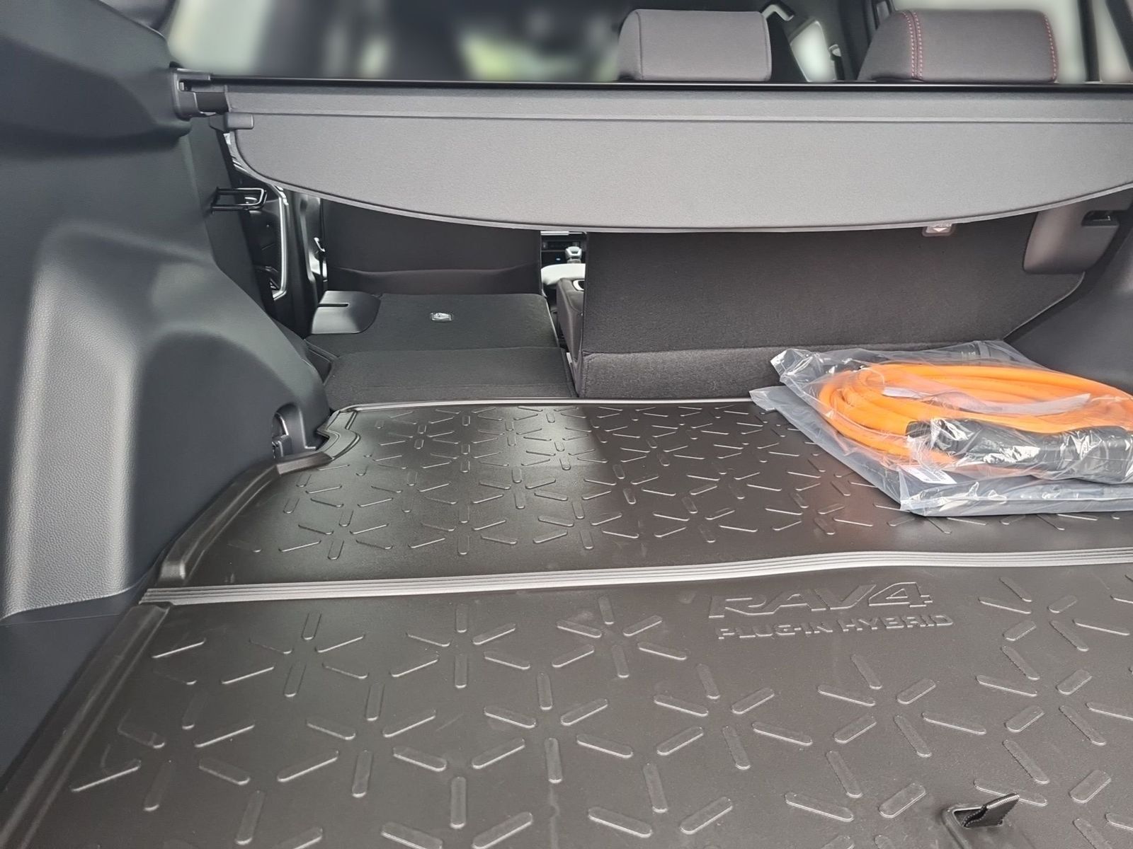 Toyota RAV4 2.5 Plug-In Hybrid Teamplayer ACC+AUT+LED+L