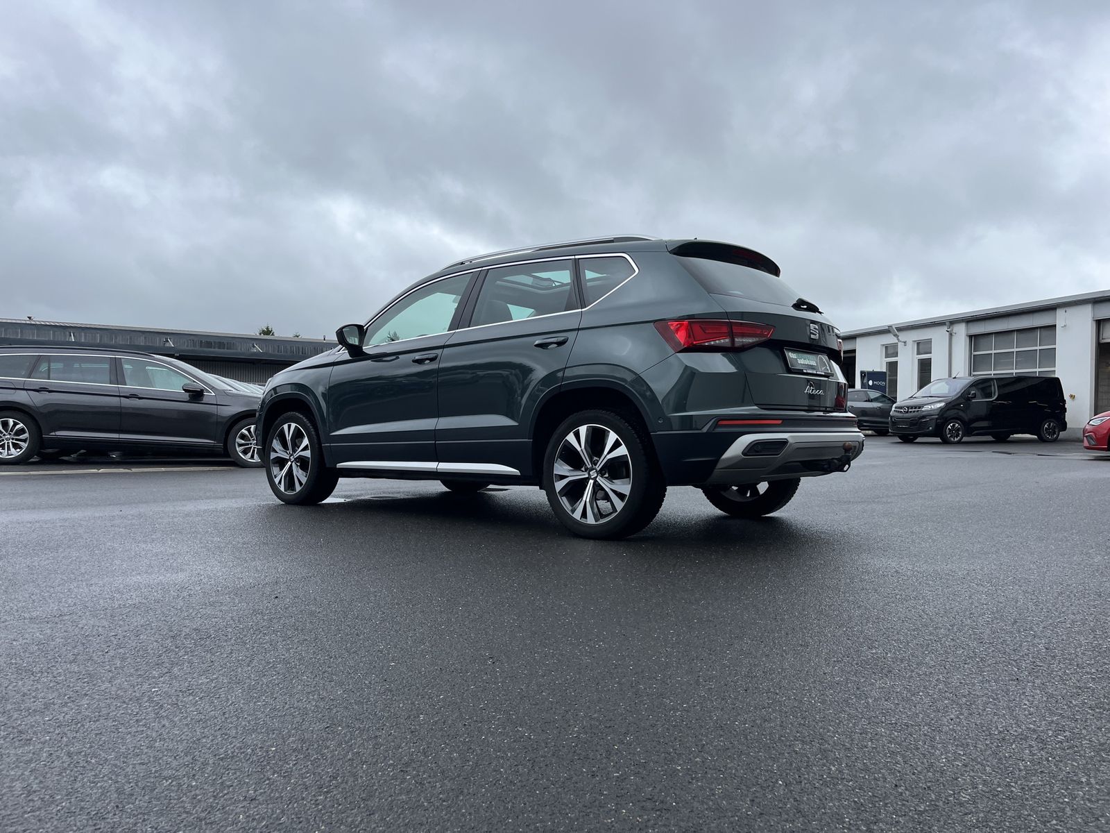 Seat Ateca 1.5 TSI DSG Xperience AHK PANO Navi 360RFK