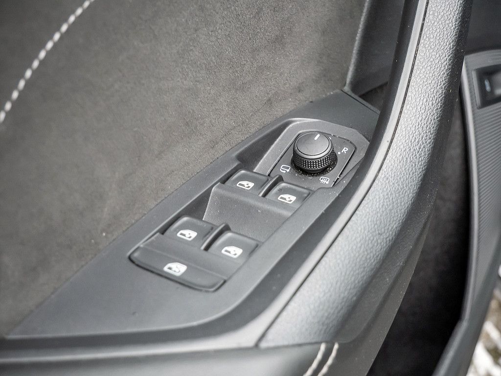 Skoda Kodiaq 2.0 TDI Sportline 4x4 ACC LED PANO 360°