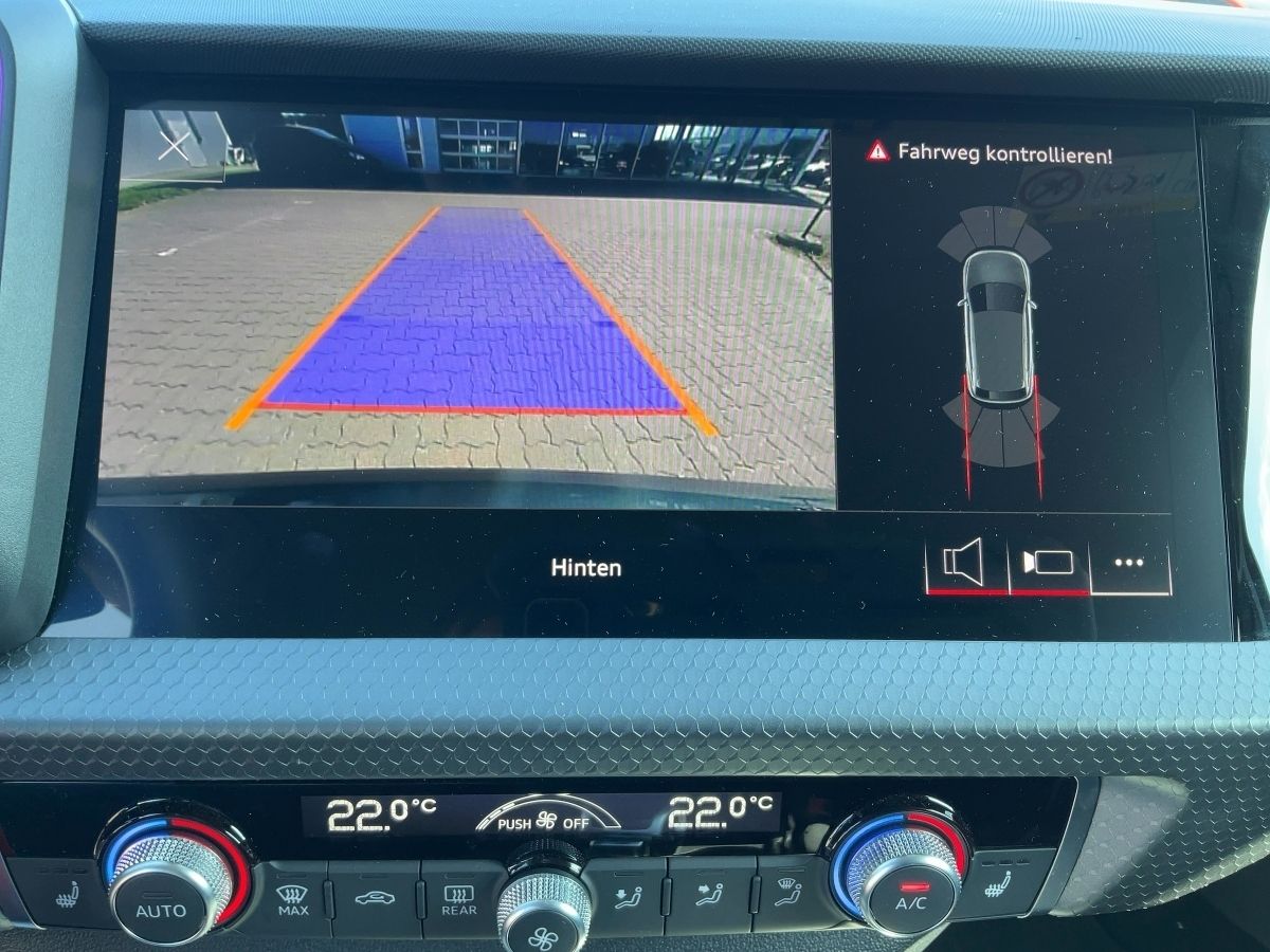 Audi A1 Advanced ACC AUTOM Kamera SHZ LE Spurha.
