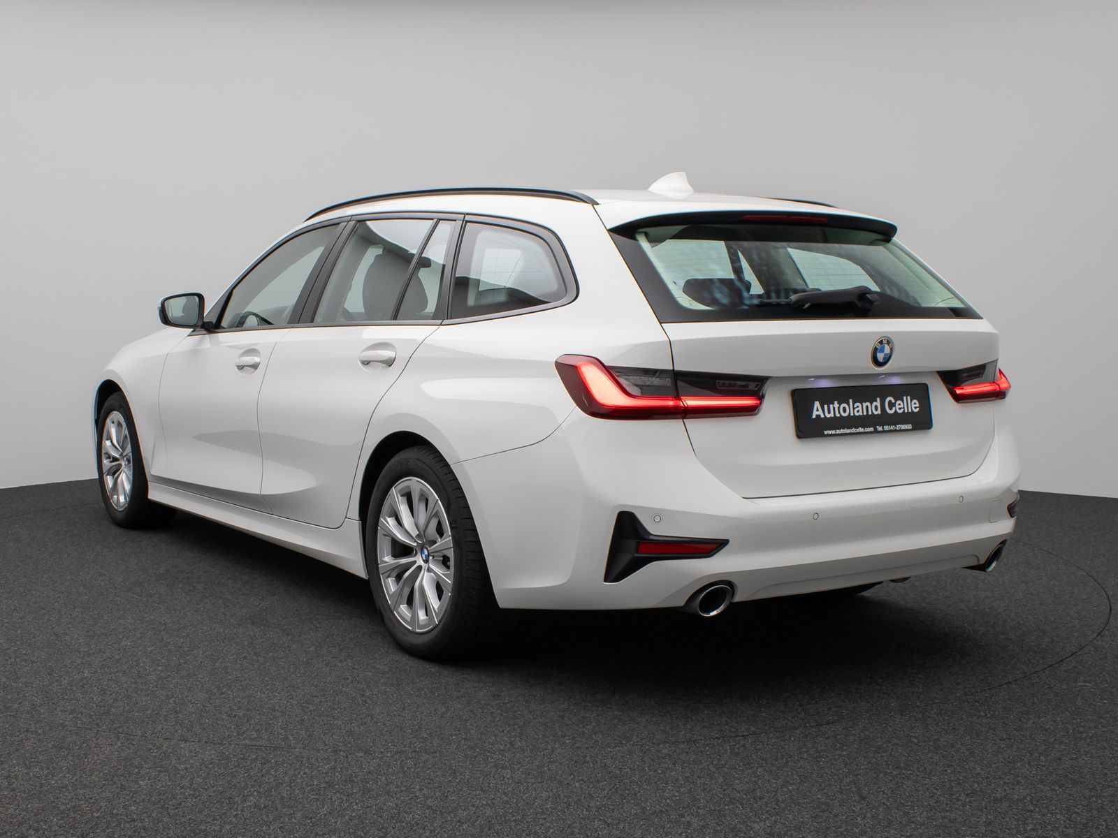 BMW 320d - Samsaru's Car Outlet