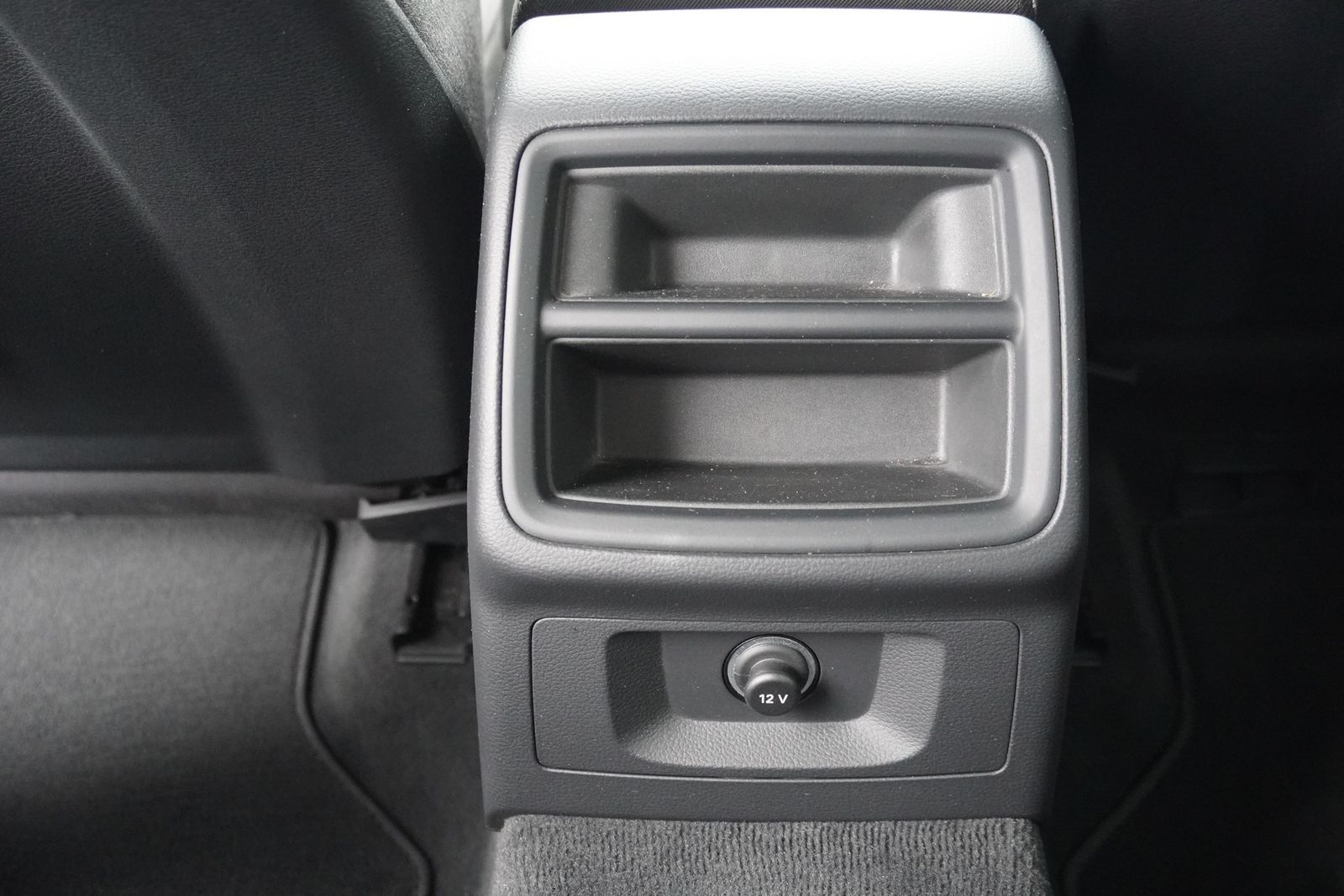 Audi A4 Avant 45 2.0 TFSI quattro advanced - Samsaru's Car Outlet