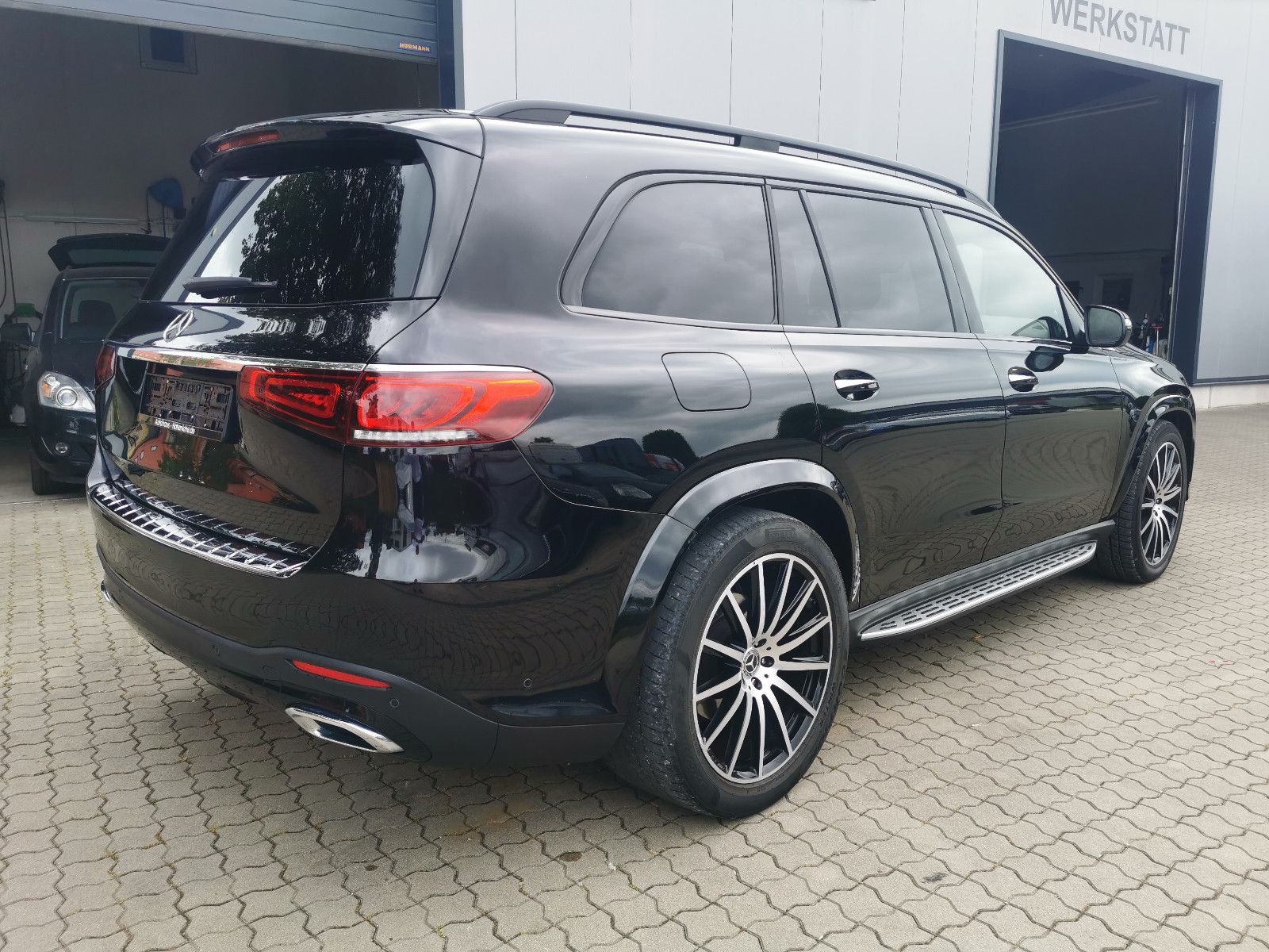 Mercedes-Benz GLS 450 4M AMG - Samsaru's Car Outlet