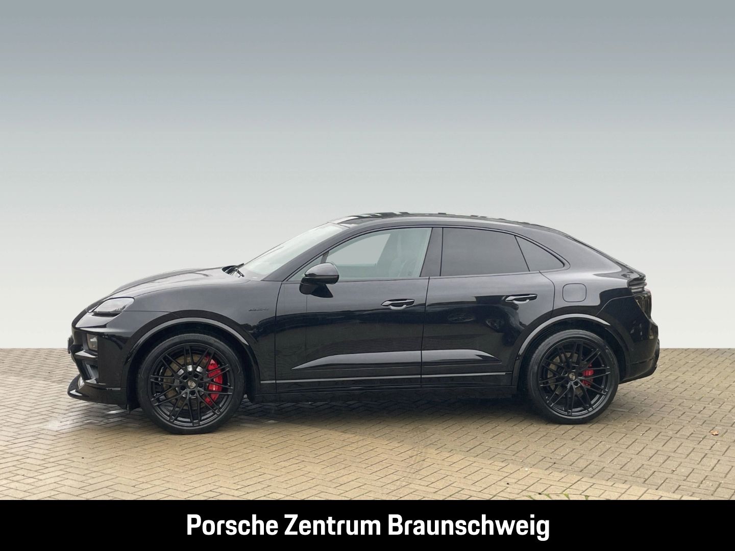 Porsche Macan Turbo BOSE Luftfederung Panoramadach LED