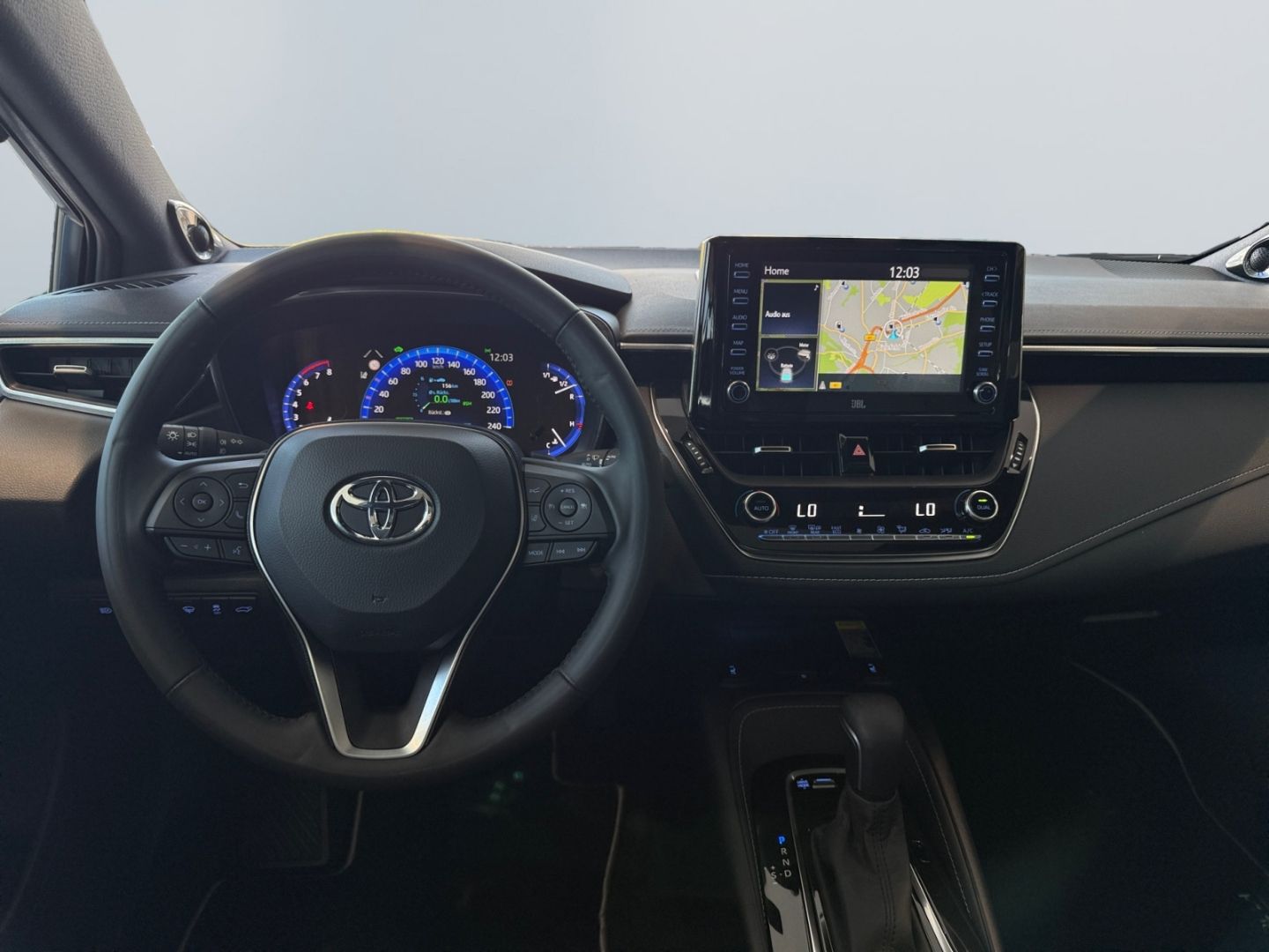Toyota Corolla 2.0 Hybrid TS Lounge - Samsaru's Car Outlet