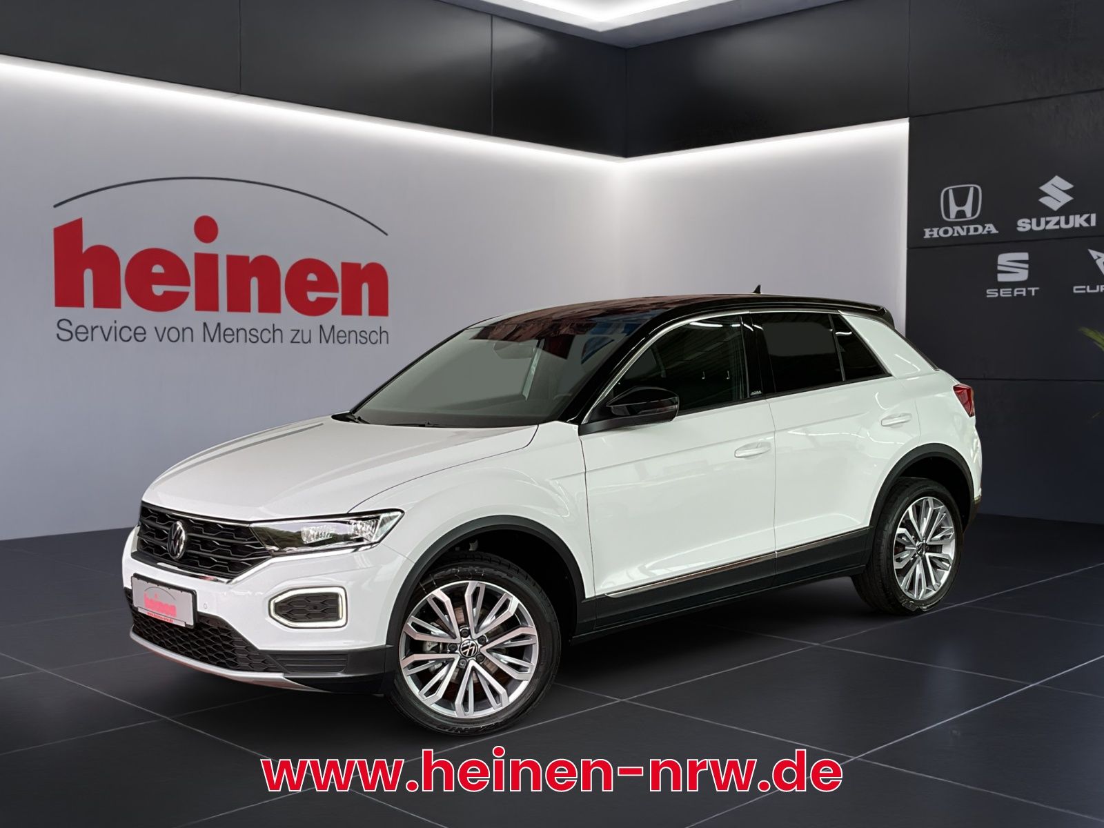 Volkswagen T-Roc 1.5 TSI DSG Active - Samsaru's Car Outlet