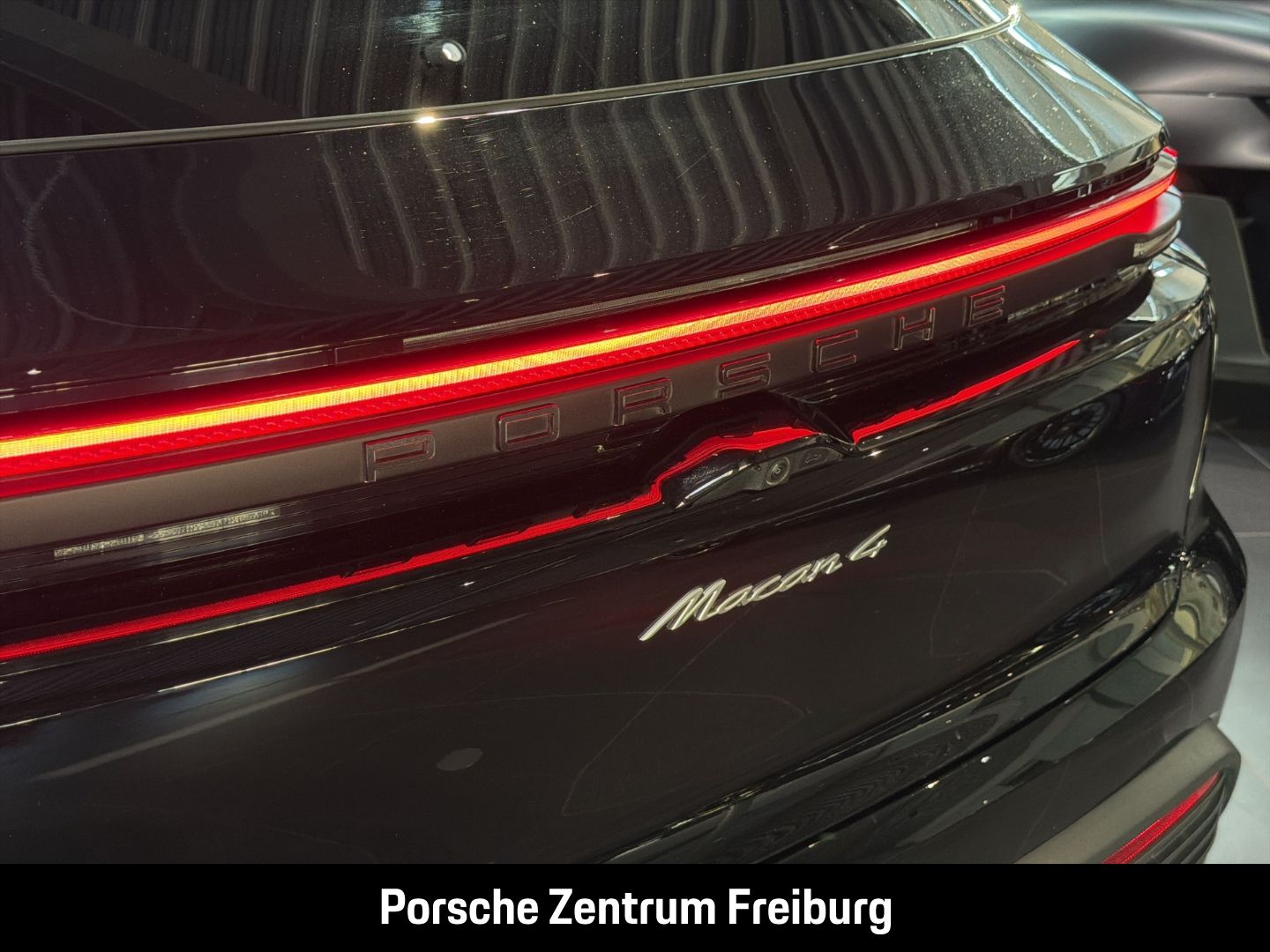 Porsche Macan 4 LED-Matrix lLuftfederung PASM 21-Zoll