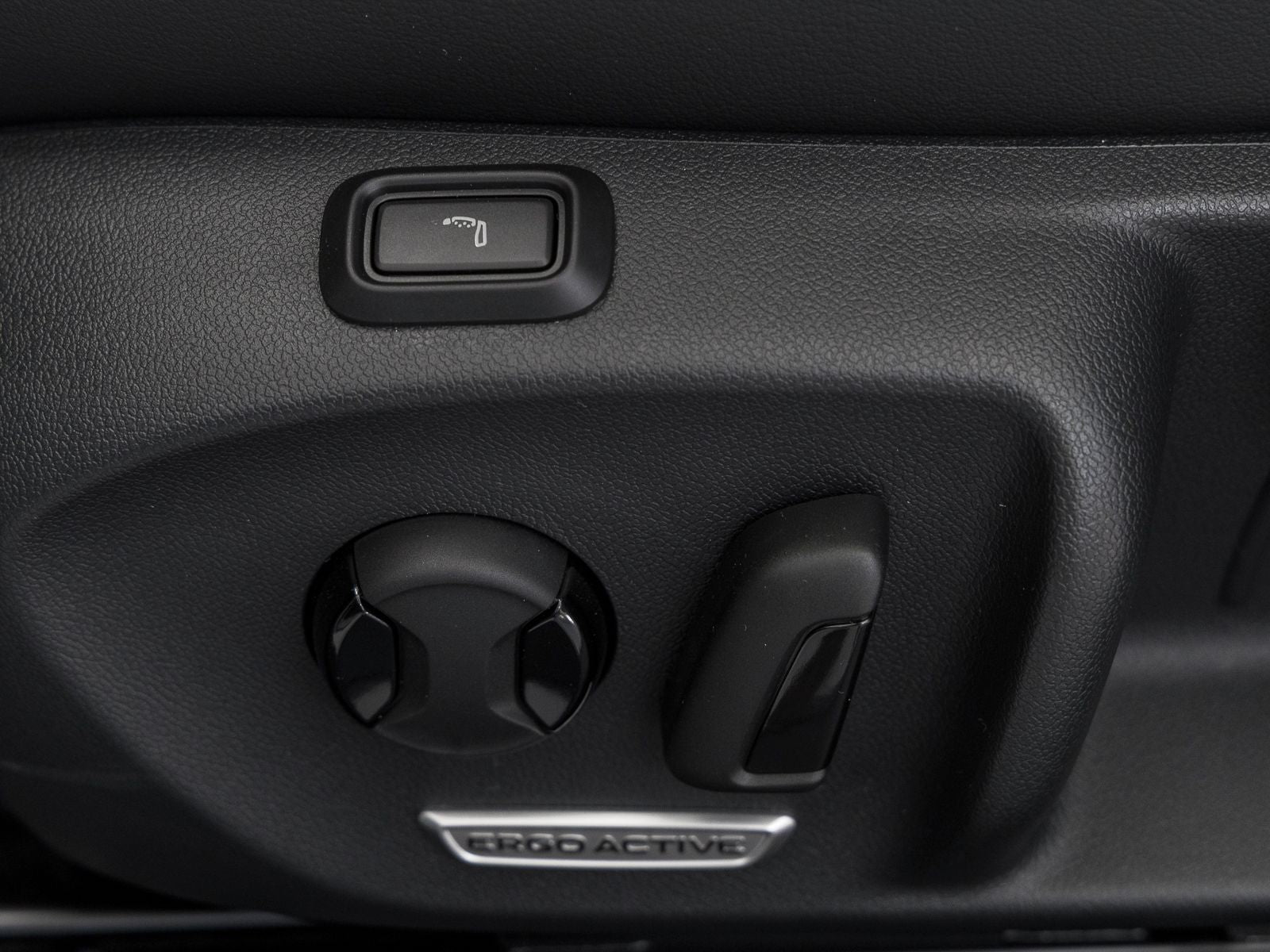 Volkswagen Passat Variant 1.5 TSI eHybrid DSG Business NAVI