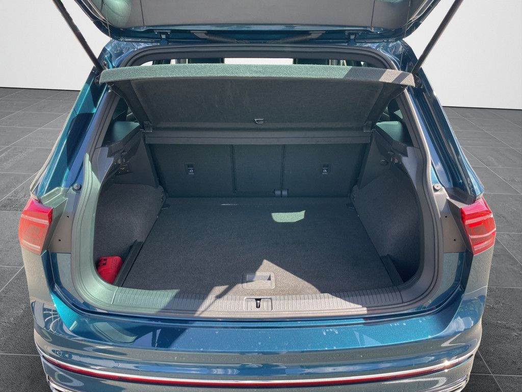 Volkswagen Tiguan 2.0 TDI R-Line DSG - Samsaru's Car Outlet