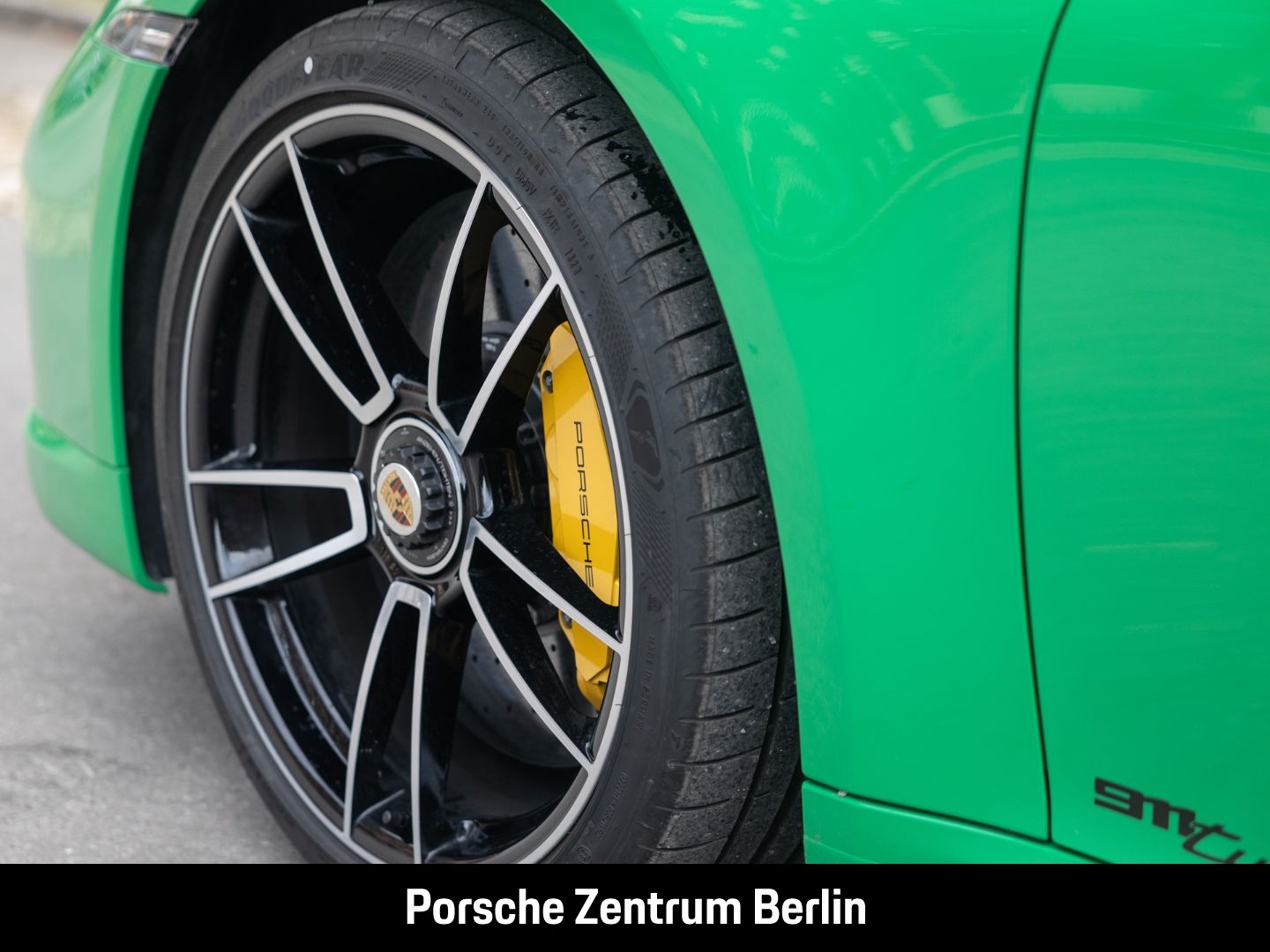 Porsche 992 911 Turbo S Cabrio Sportabgas Liftsystem-VA