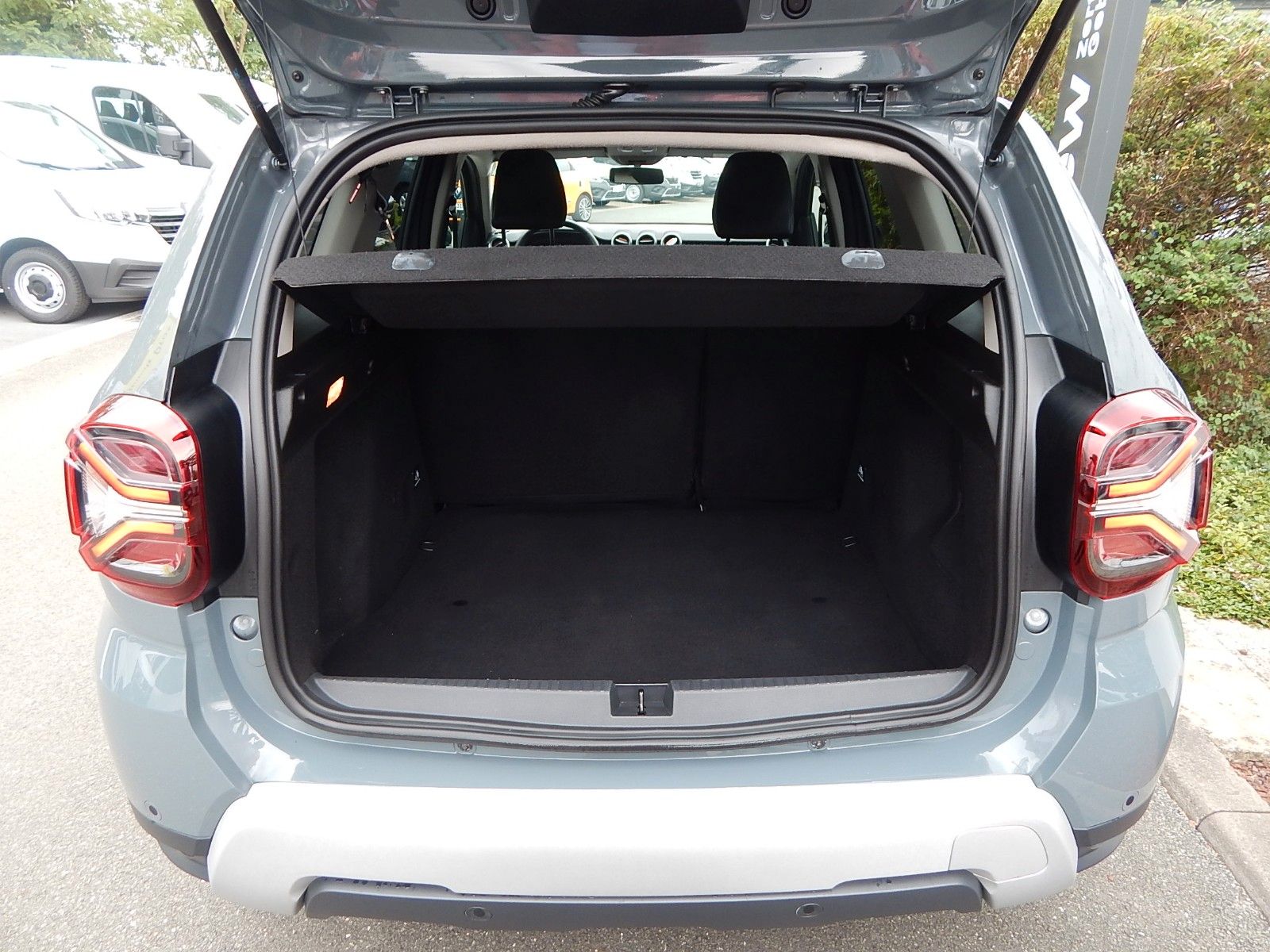 Dacia Duster TCe 150 EDC Extreme - Samsaru's Car Outlet