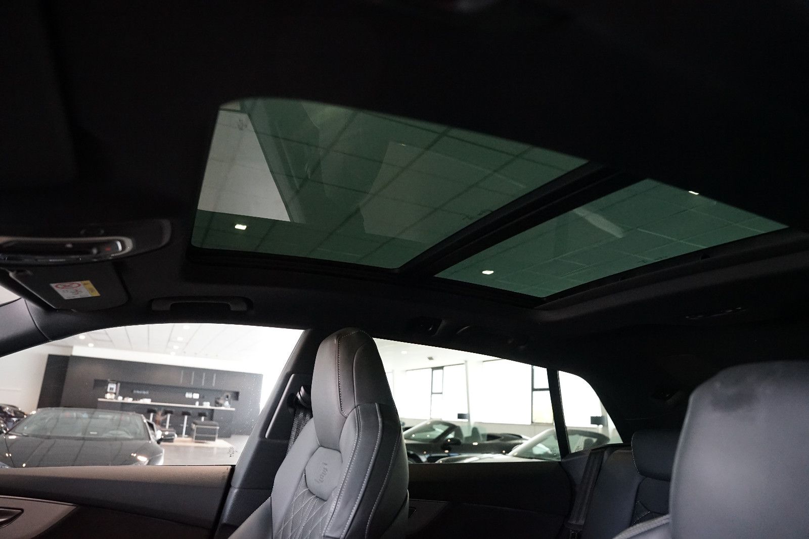 Audi Q8 50 TDI quattro | S line | Pano | B&O | Matrix
