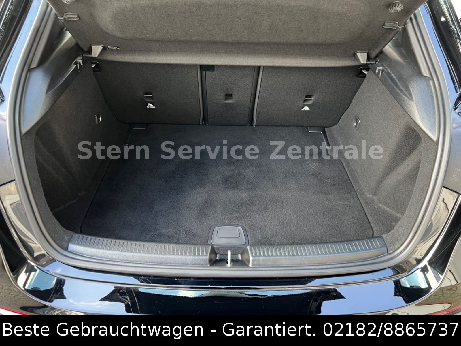 Mercedes-Benz A200 Progressive - Samsaru's Car Outlet