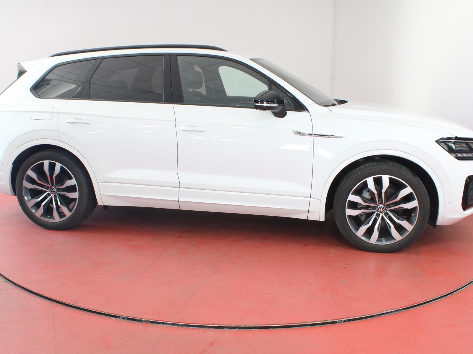 Volkswagen Touareg R-Line Black Style 3.0TDI 582,-ohne Anza