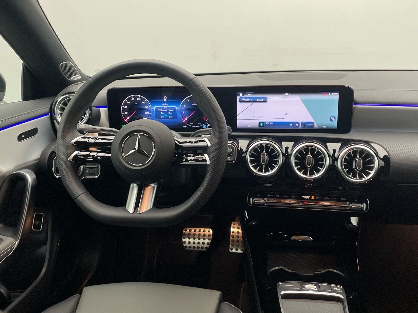 Mercedes-Benz CLA 250 4M AMG - Samsaru's Car Outlet
