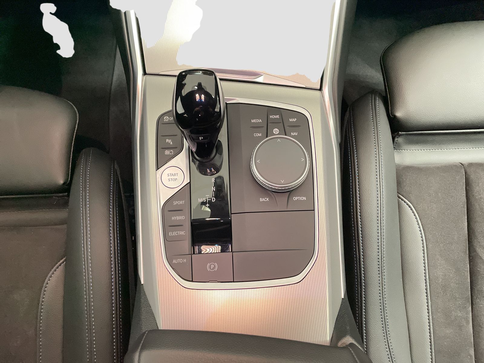 BMW 320e Limousine M Sport - Samsaru's Car Outlet