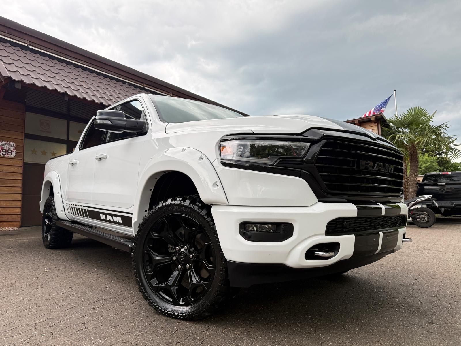 Dodge LONGHORN*LPG*DIGI-TACHO*12"RADIO*OFFROAD*AHK*NAV