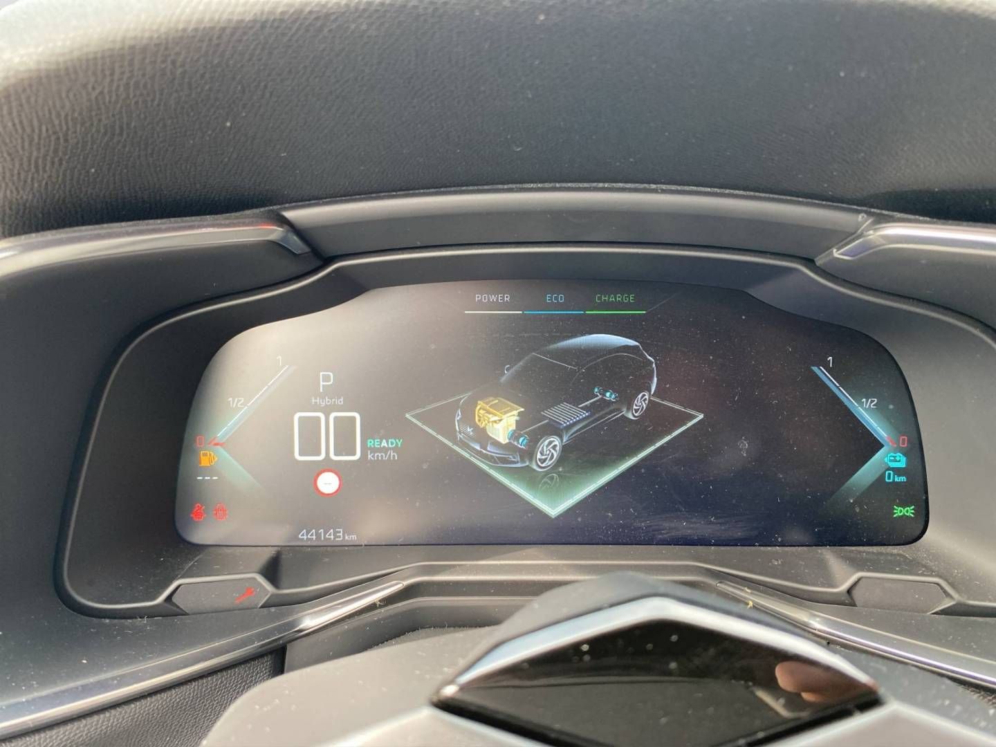 DS Automobiles DS7 (Crossback) E-Tense 300 1.6