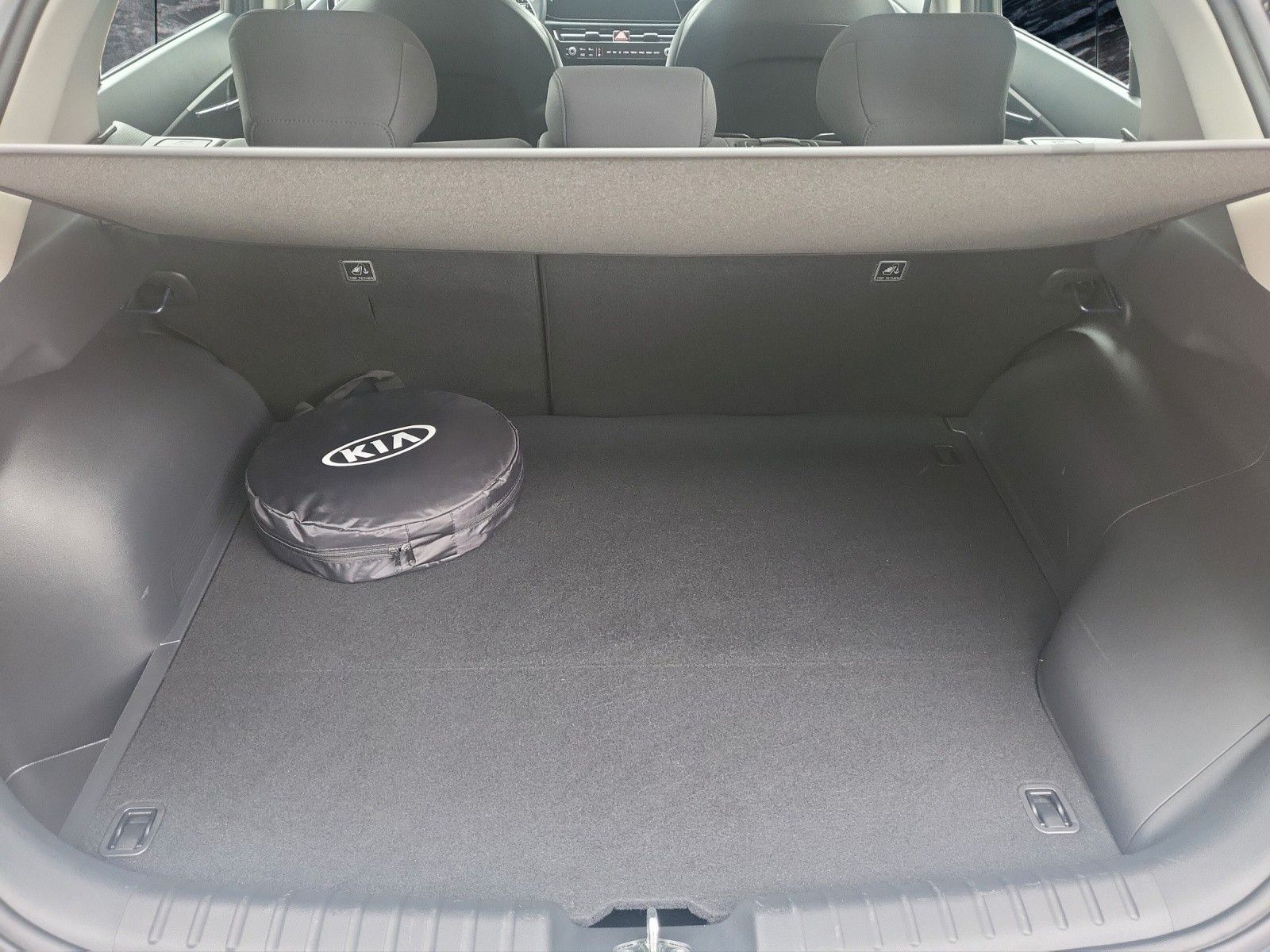 Kia Niro 1.6 GDI Plug-in Hybrid Edition - Samsaru's Car Outlet