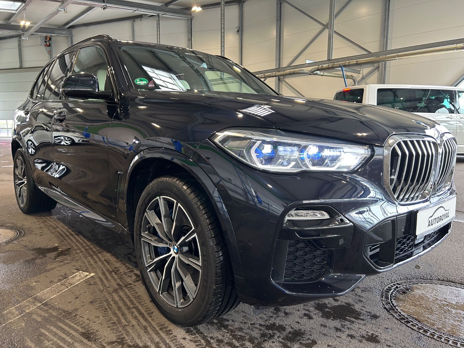 BMW X5 xDrive 40 d M Sport--7Sitzer