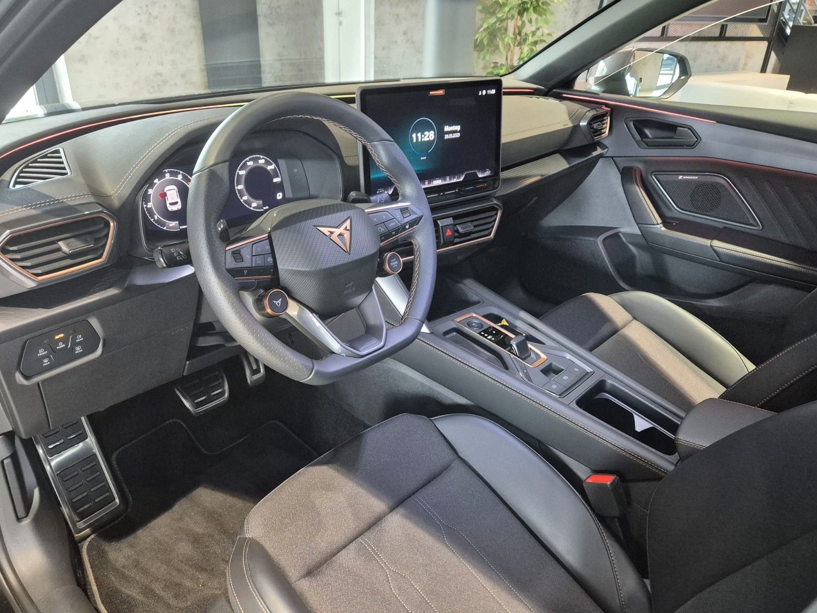 Cupra Leon 1.5 eTSI - Samsaru's Car Outlet