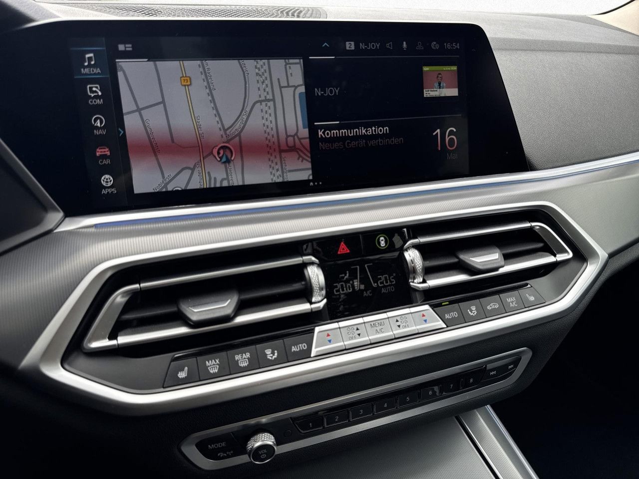 BMW X5 xDrive 45e LivePro,AHK,Pano,St+Go,Luftfed,HUD