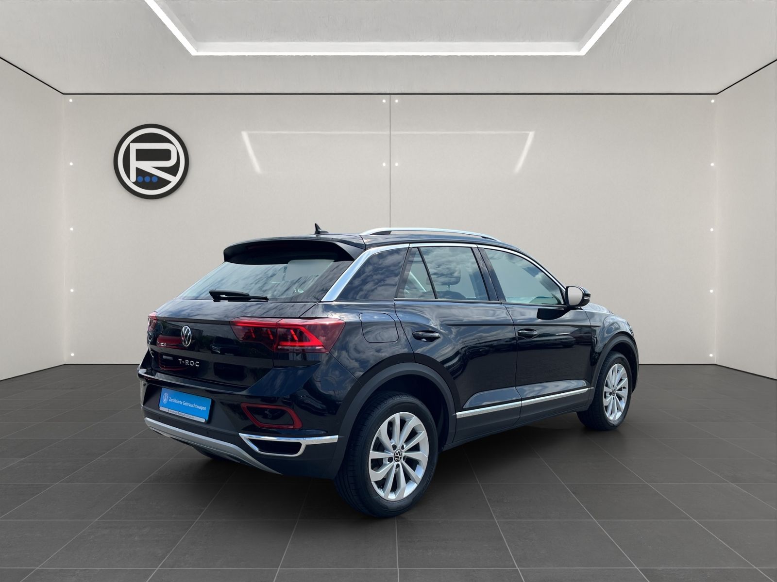 Volkswagen T-Roc 2.0 TDI Style - Samsaru's Car Outlet