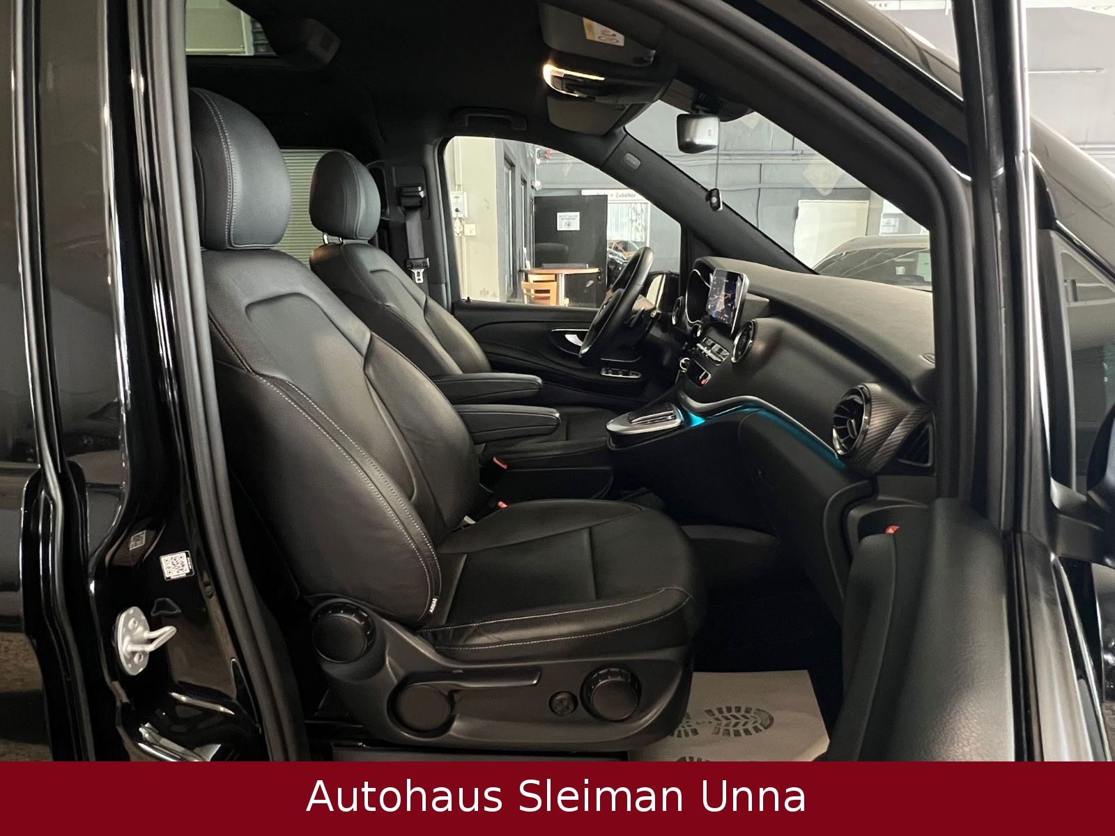 Mercedes-Benz V 300 d AMG-Line - Samsaru's Car Outlet