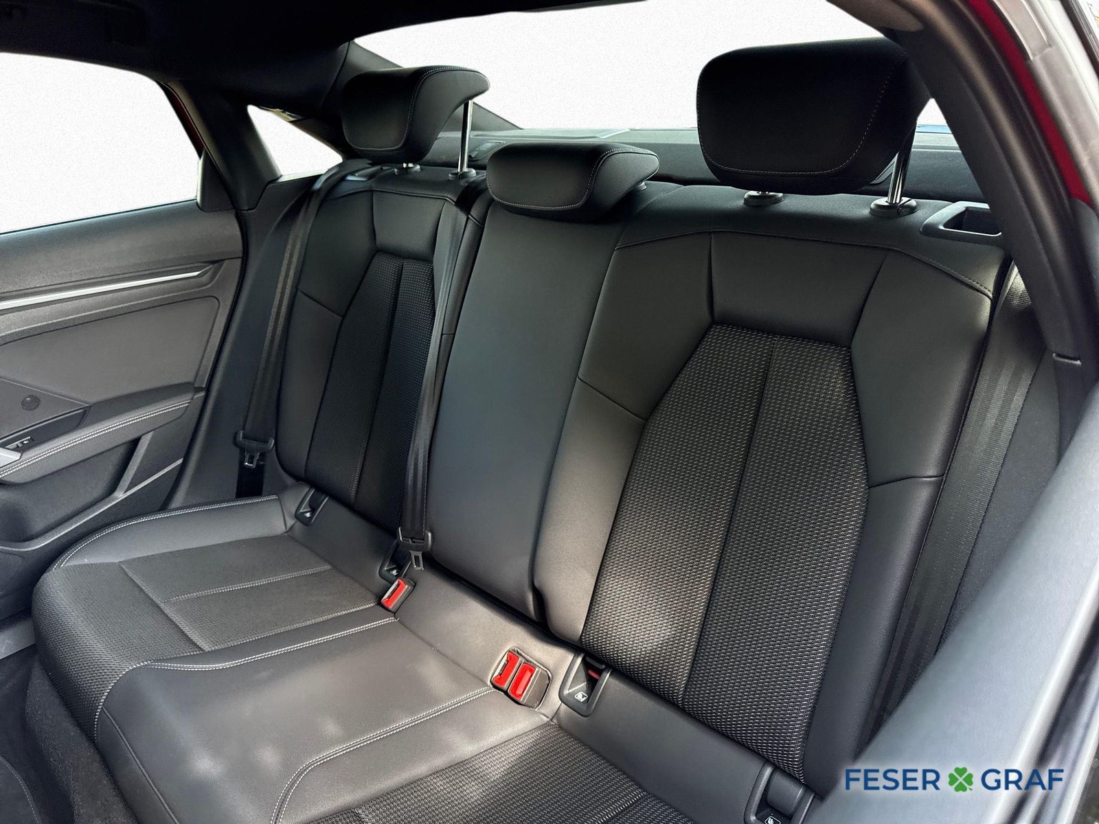 Audi A3 Limousine S line 30 TFSI - Samsaru's Car Outlet