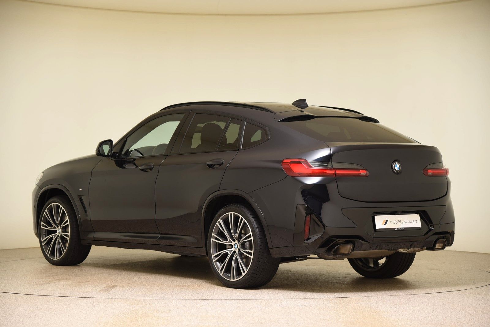 BMW X4 xDrive30d M Sport ACC AHK HUD HiFi Pano Alarm