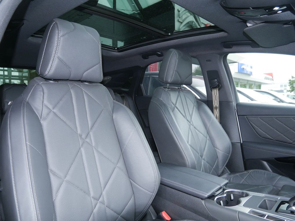 DS Automobiles DS 7 Crossback E-Tense Rivoli 4x4 ACC LED PANO